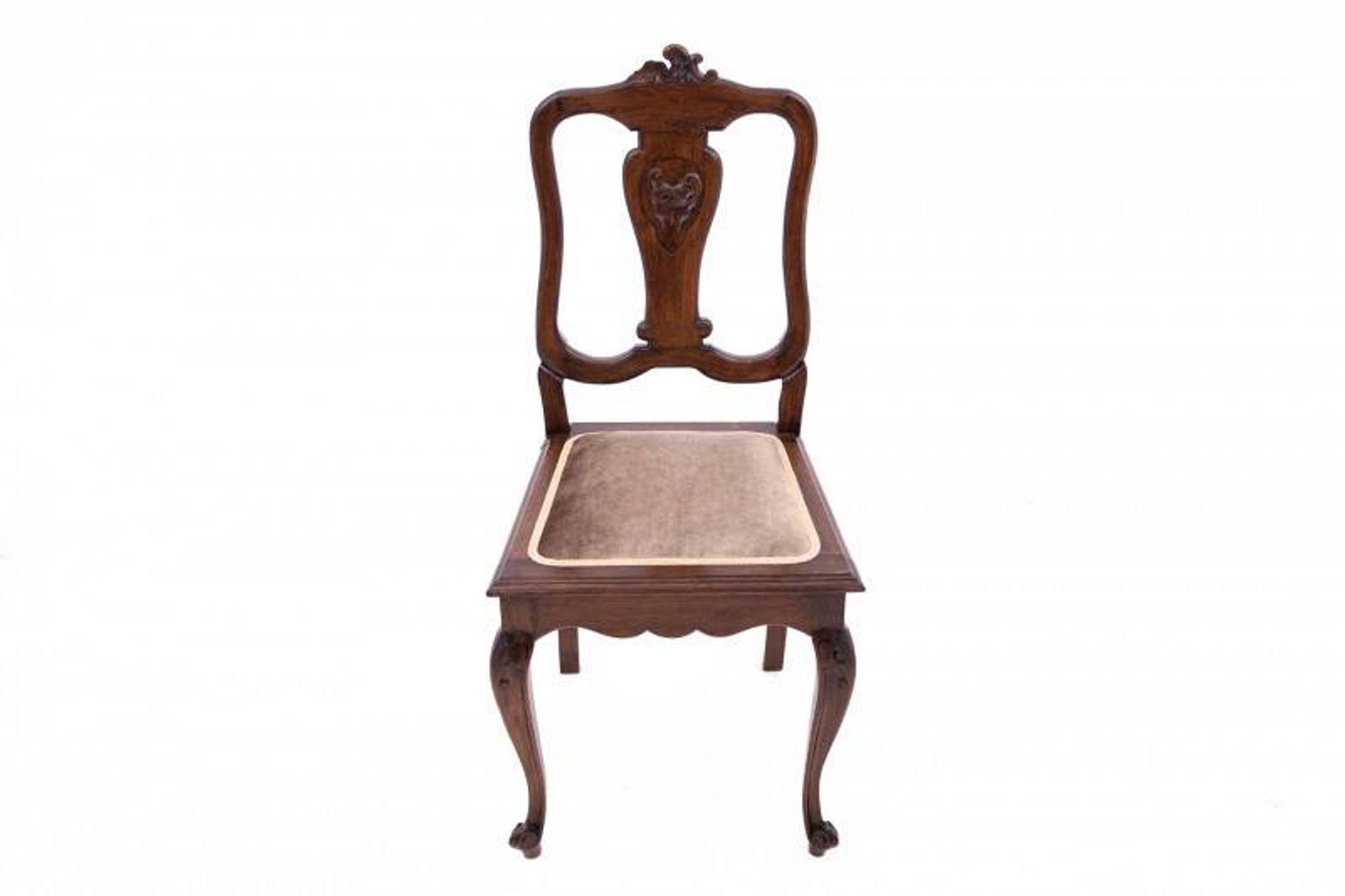 Set of six antique chairs from around 1900, France. After renovation.