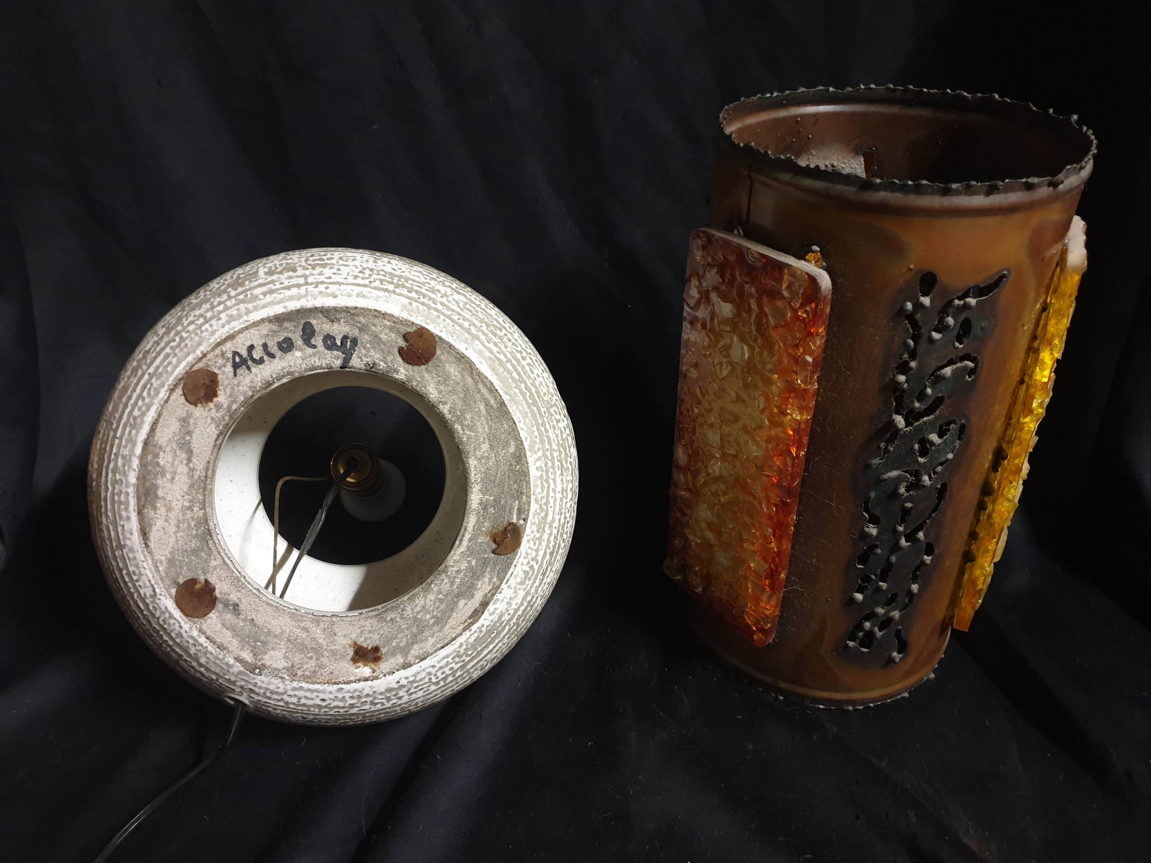 Grande lampe brutaliste signée accolay – céramique et résine – vintage 1960