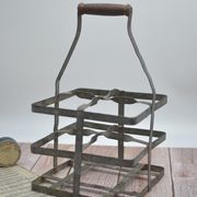 Bottle holder with 4 slots in galvanized zinc with wooden handles
