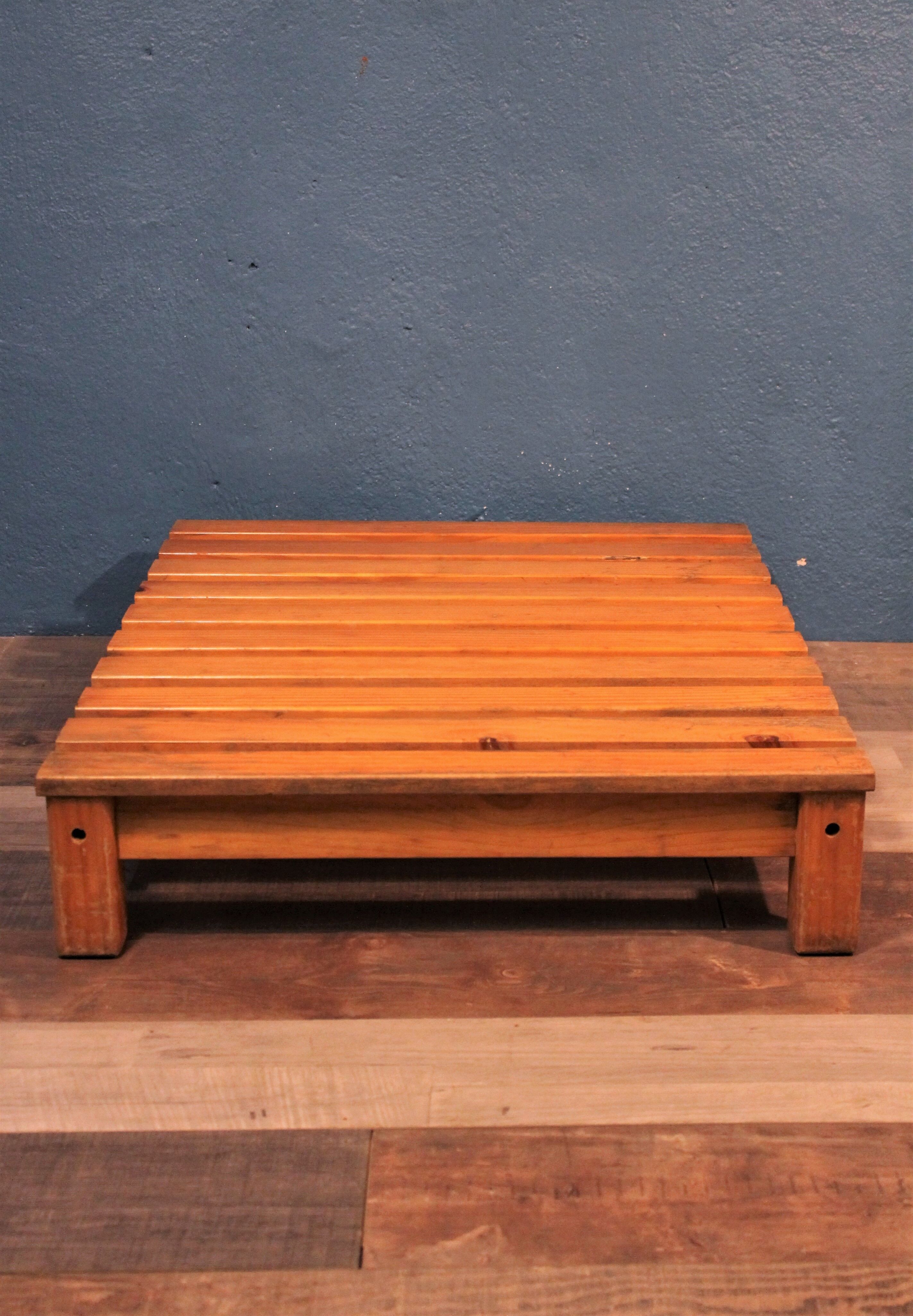 Seat low 1980