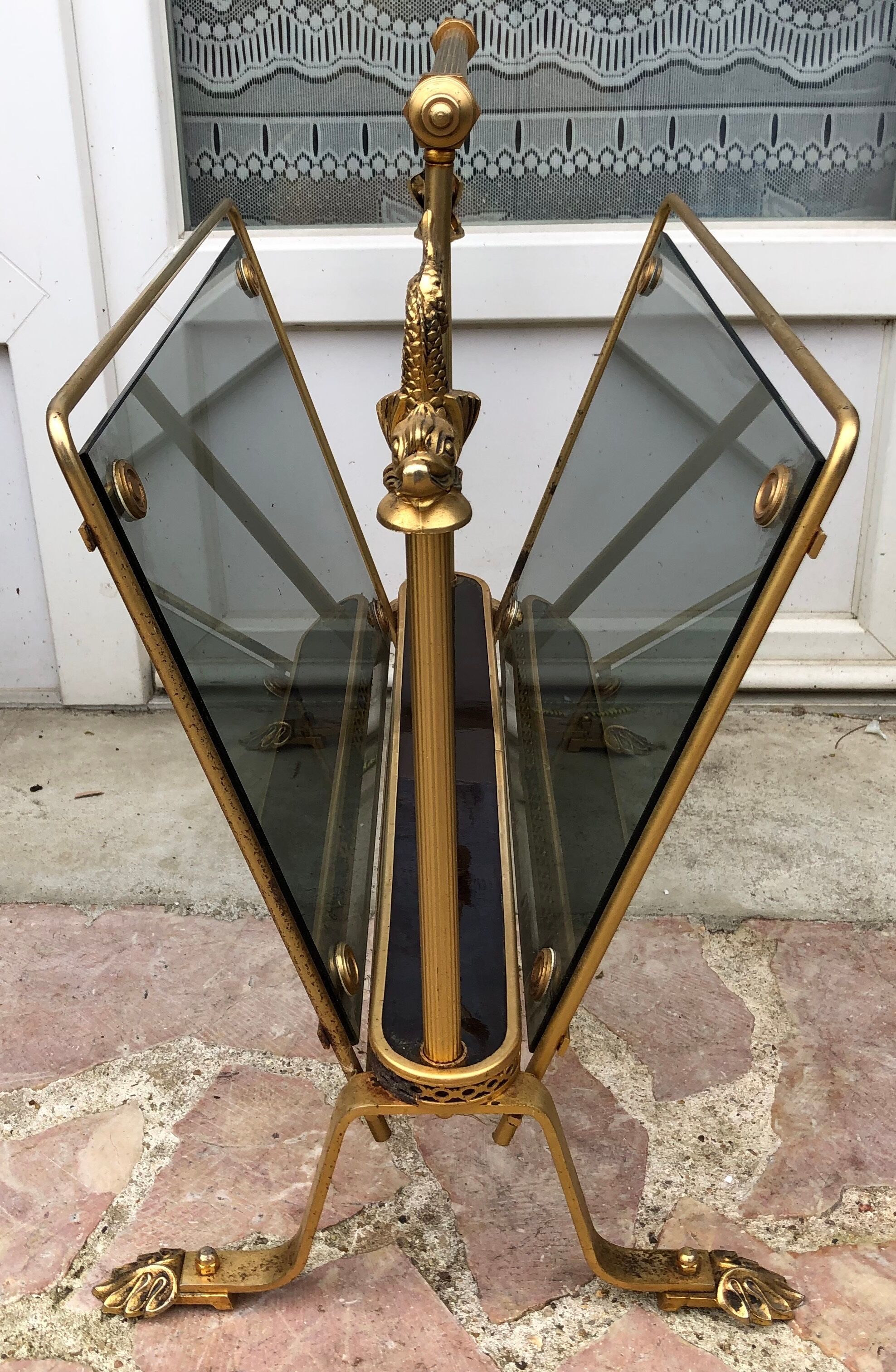 Revised door in brass and smoked glass