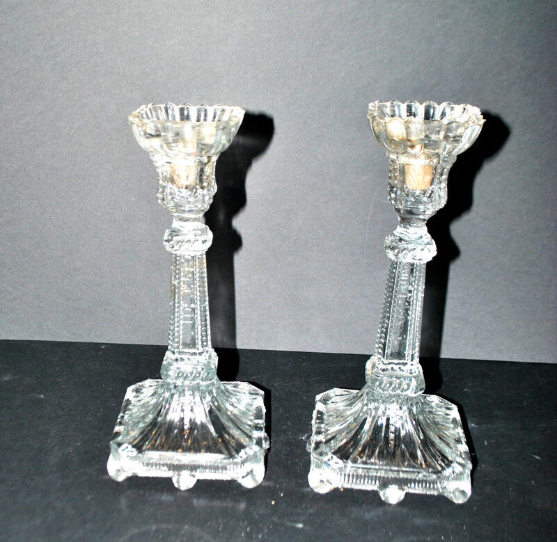Set of 2 Egyptian-decorated candlesticks, Vallerysthal glassware, 1900