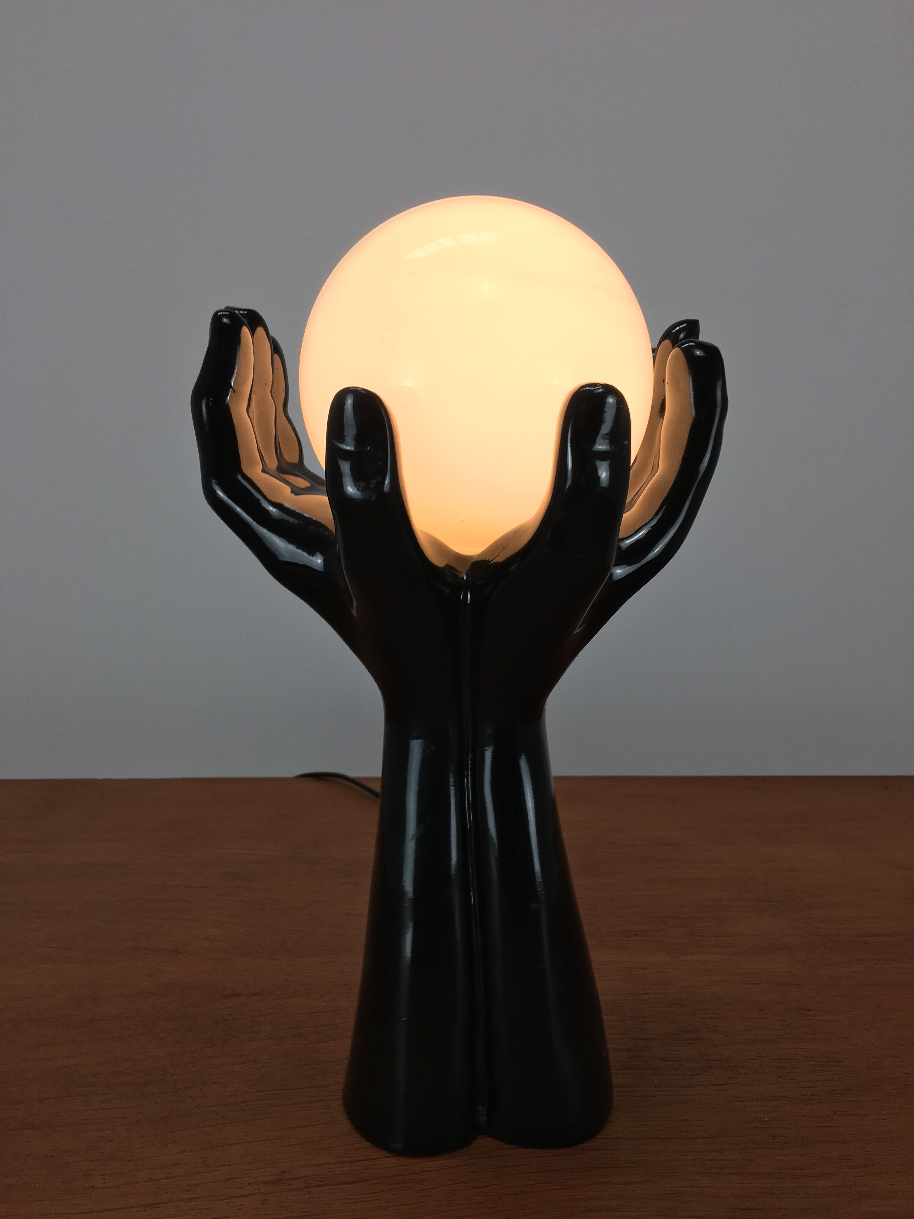 Black hand lamp 70s and opaline globe