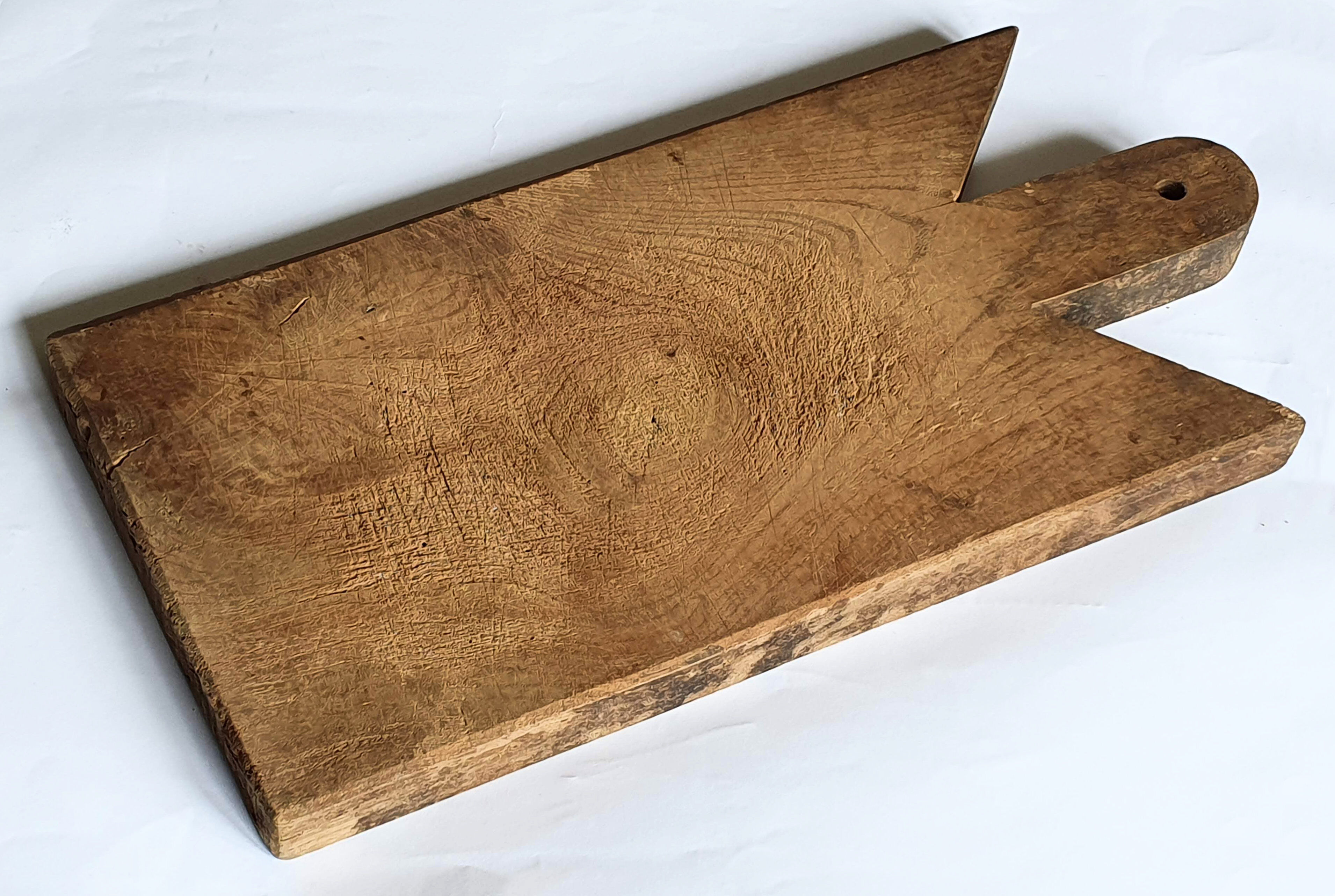 Wooden cutting board