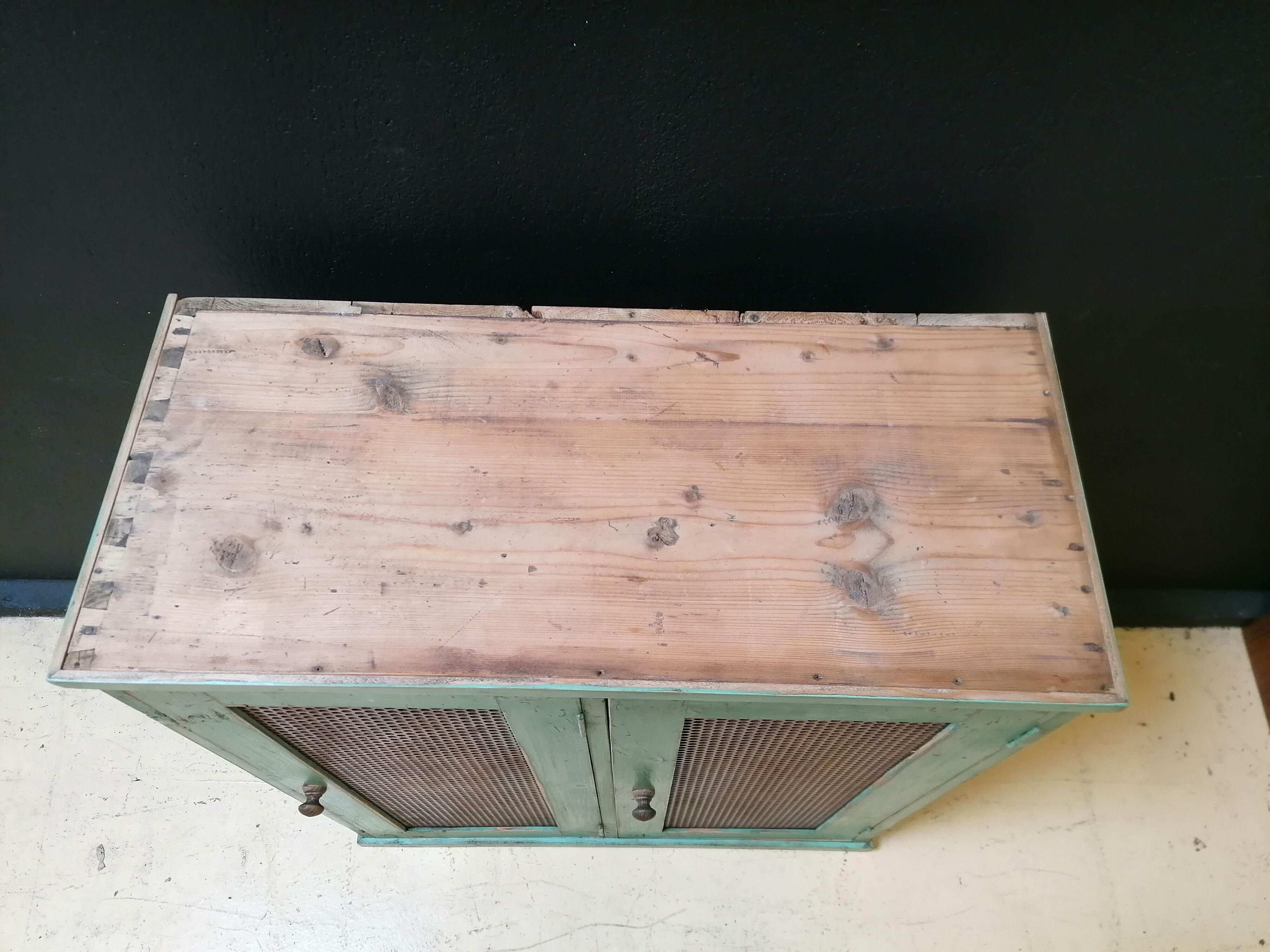 Garde manger en bois années 60