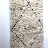 Moroccan Berber carpet Beni Ouarain corridor with black diamonds 2,9x0.9m