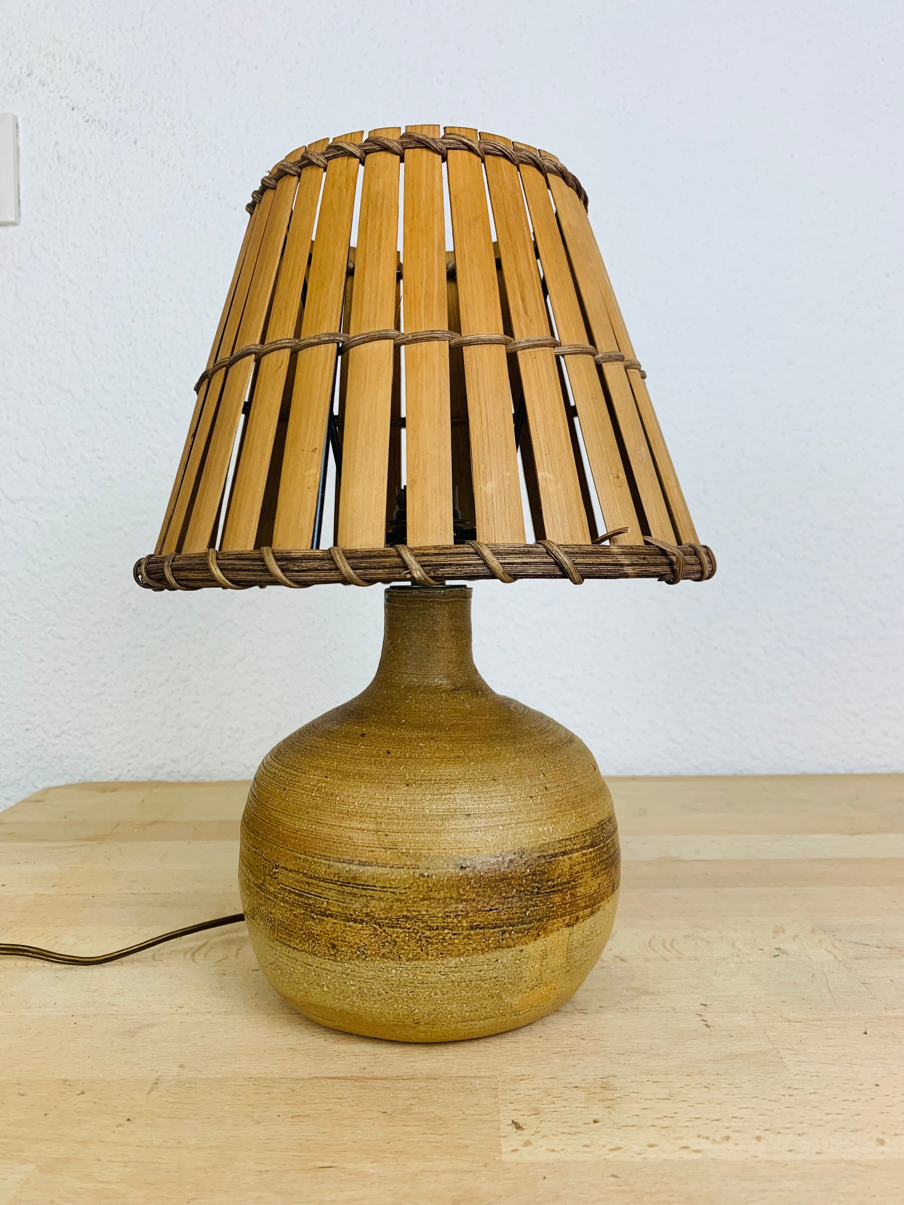 Lamp ball sandstone lampshade wood