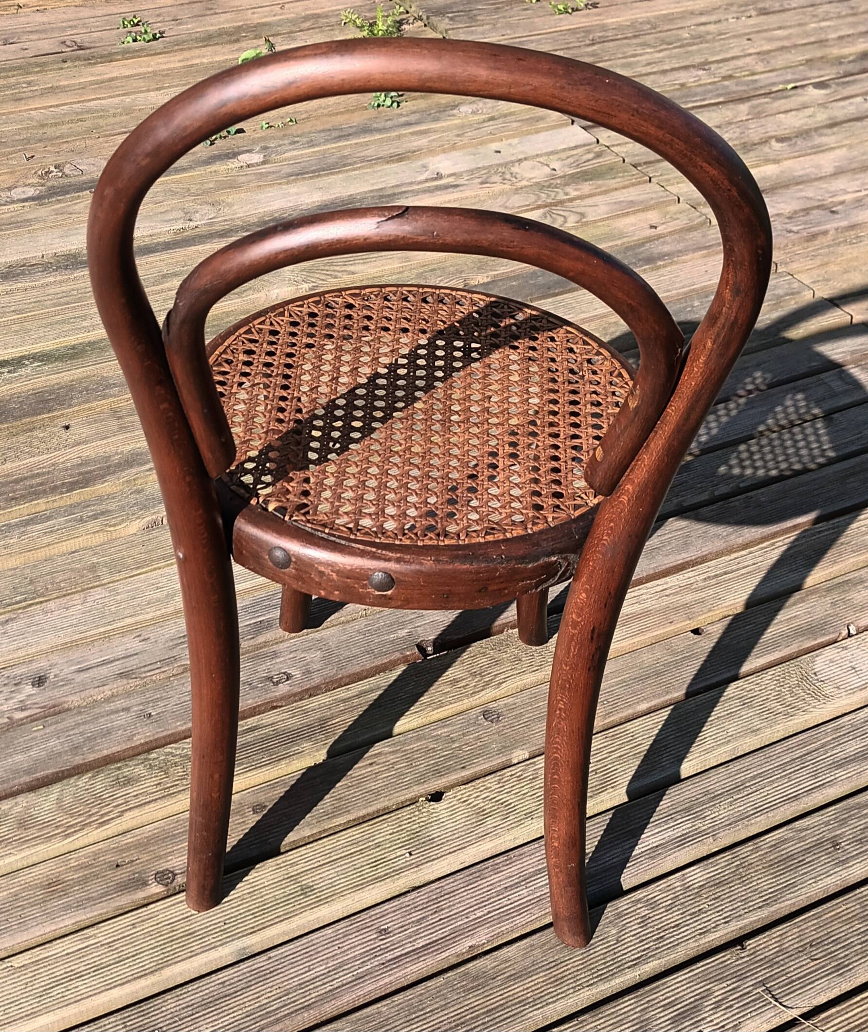 Chaise enfant Fischel début 1900 – Authentique & Vintage
