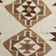 Tapis kilim ancien en laine – style bohème, motifs ethniques sur fond clair