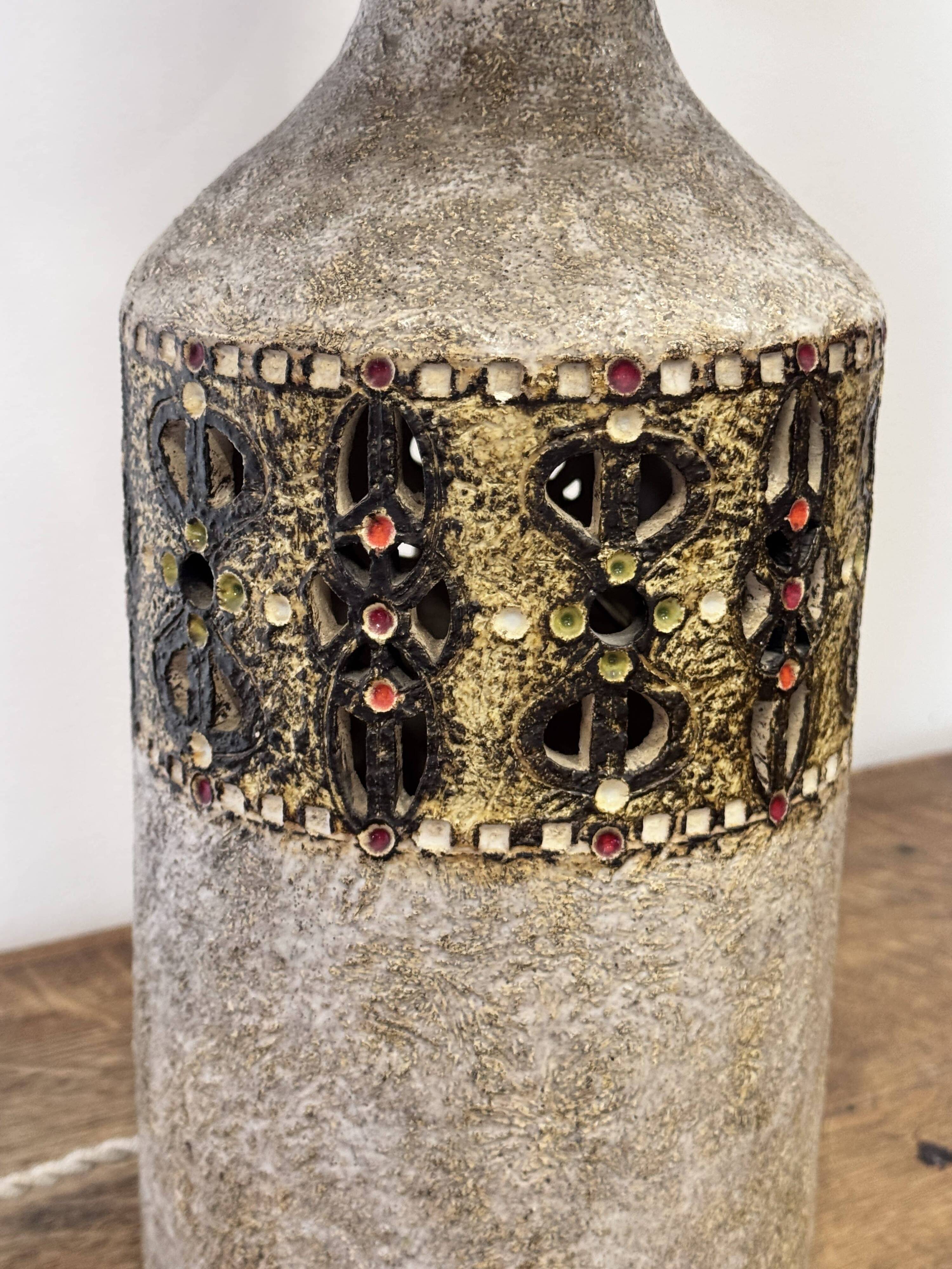 Raphael Giarrusso ceramic lamp with rope shade
