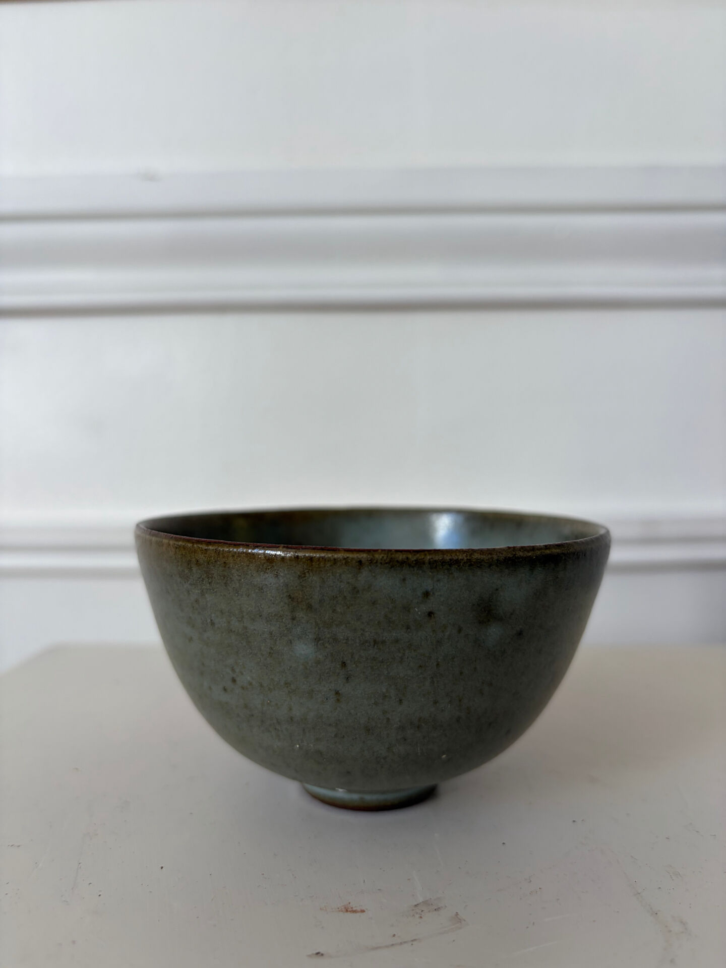 Glazed stoneware bowl type Chawan