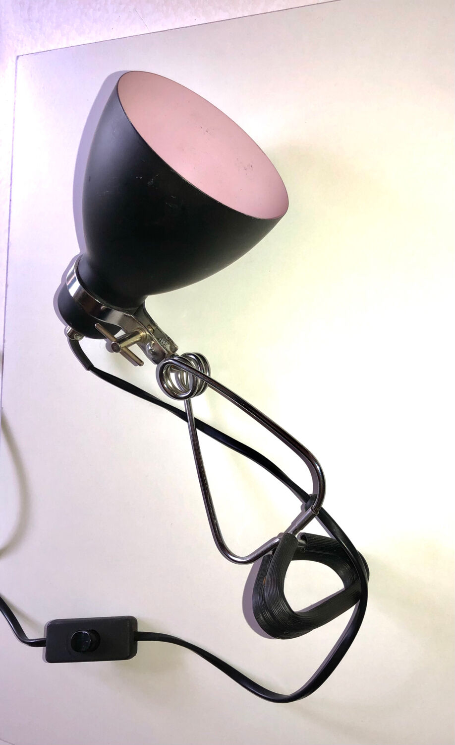 Black/pink clip spotlight