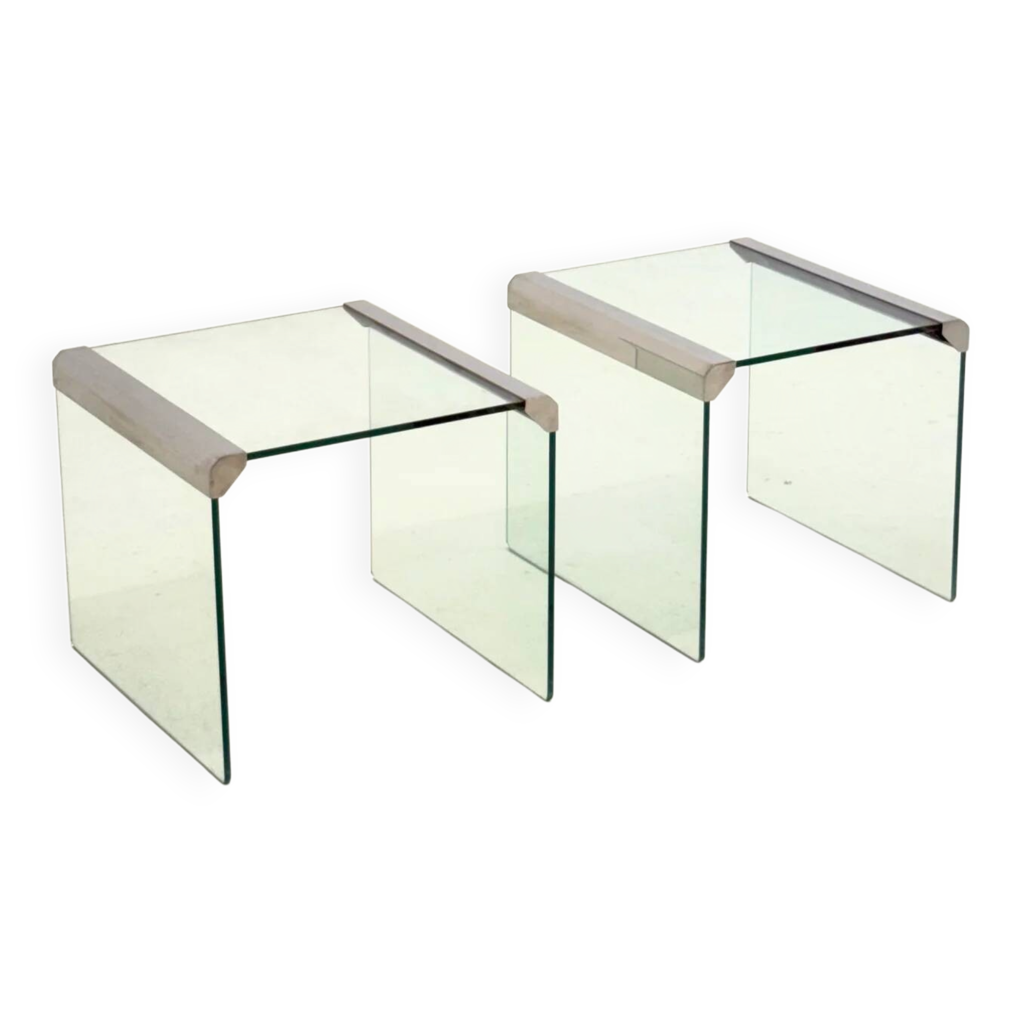 Ensemble de deux tables d'appoint en verre transparent Gallotti & Radice