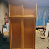 Vintage sliding wardrobe with 2 shelves, Scandinavian inspiration.