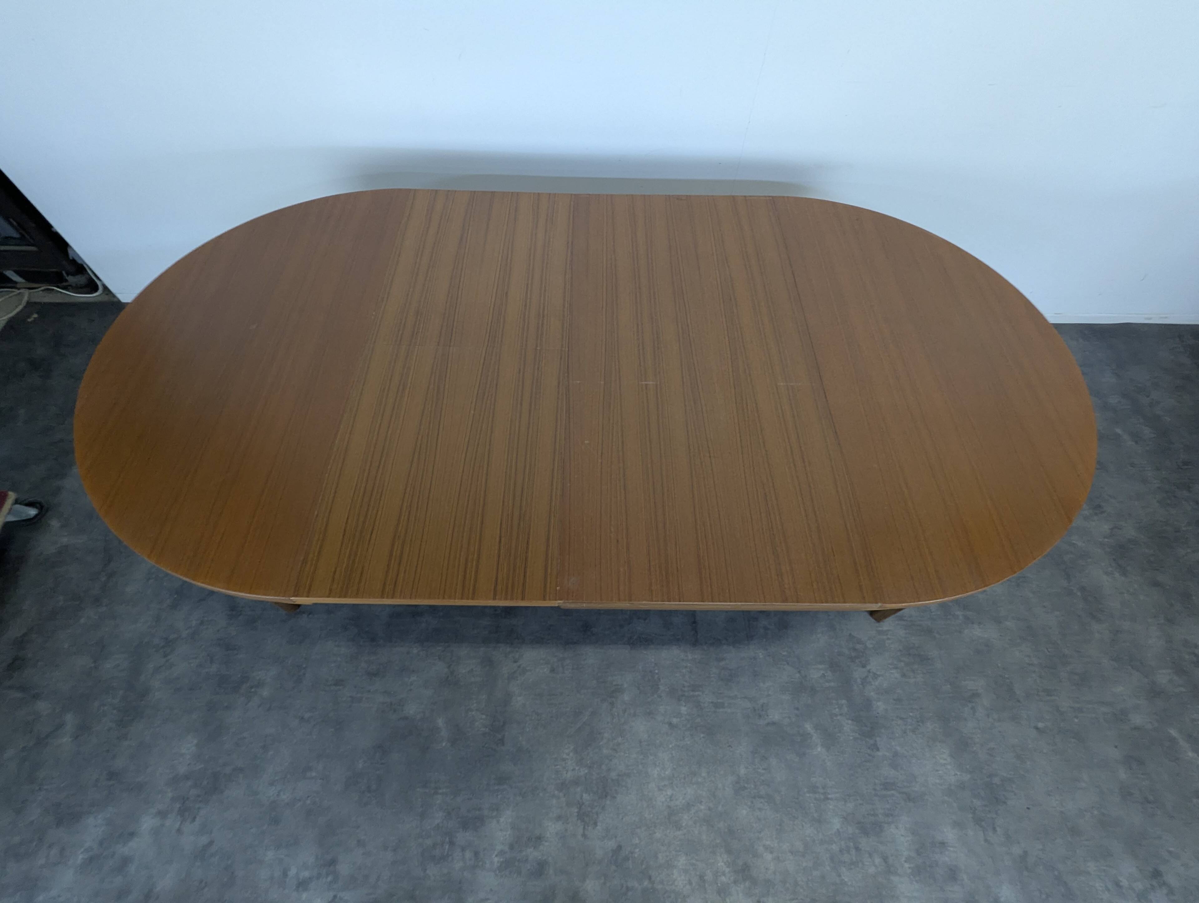 Scandinavian table in teak