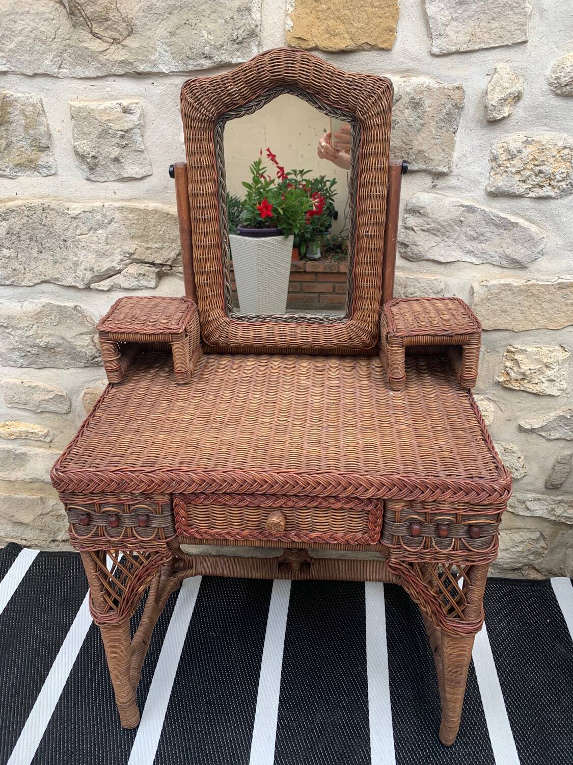Rattan dressing table