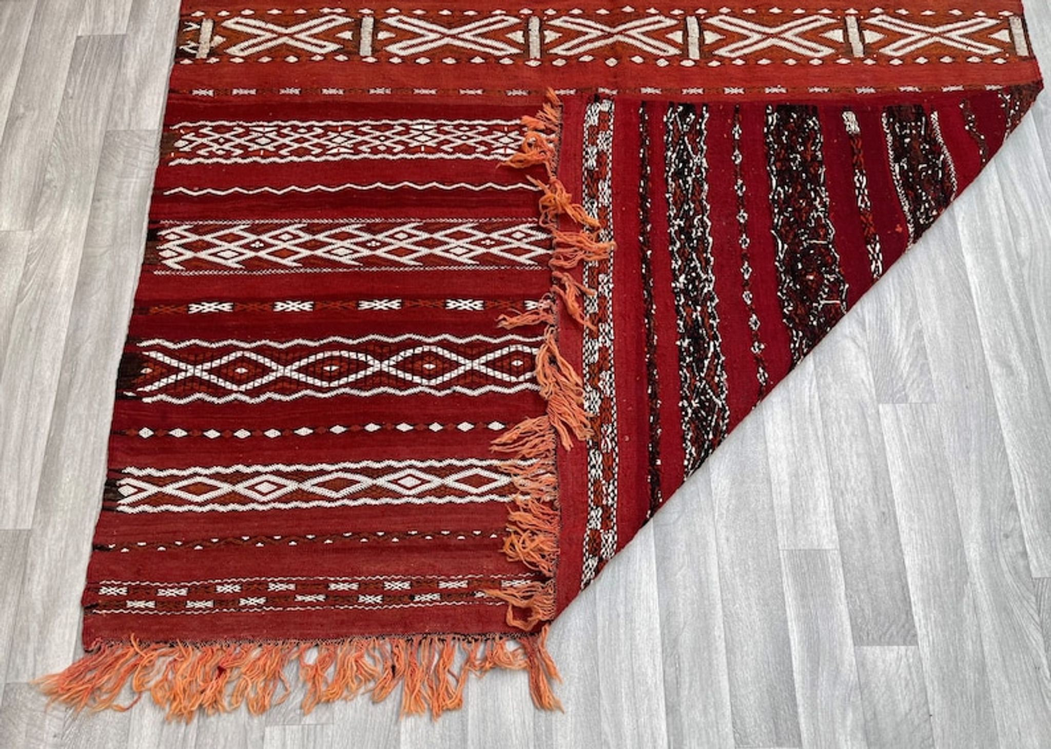 Old Zemmouri Kilim, Faltwoven Berber Rug, Handmade Moroccan Carper, Home Decor
