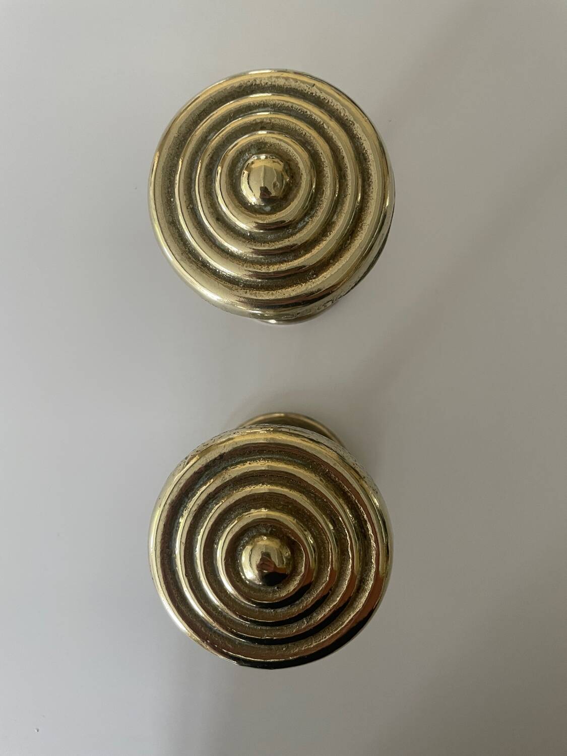 2 gold metal curtain tieback hooks