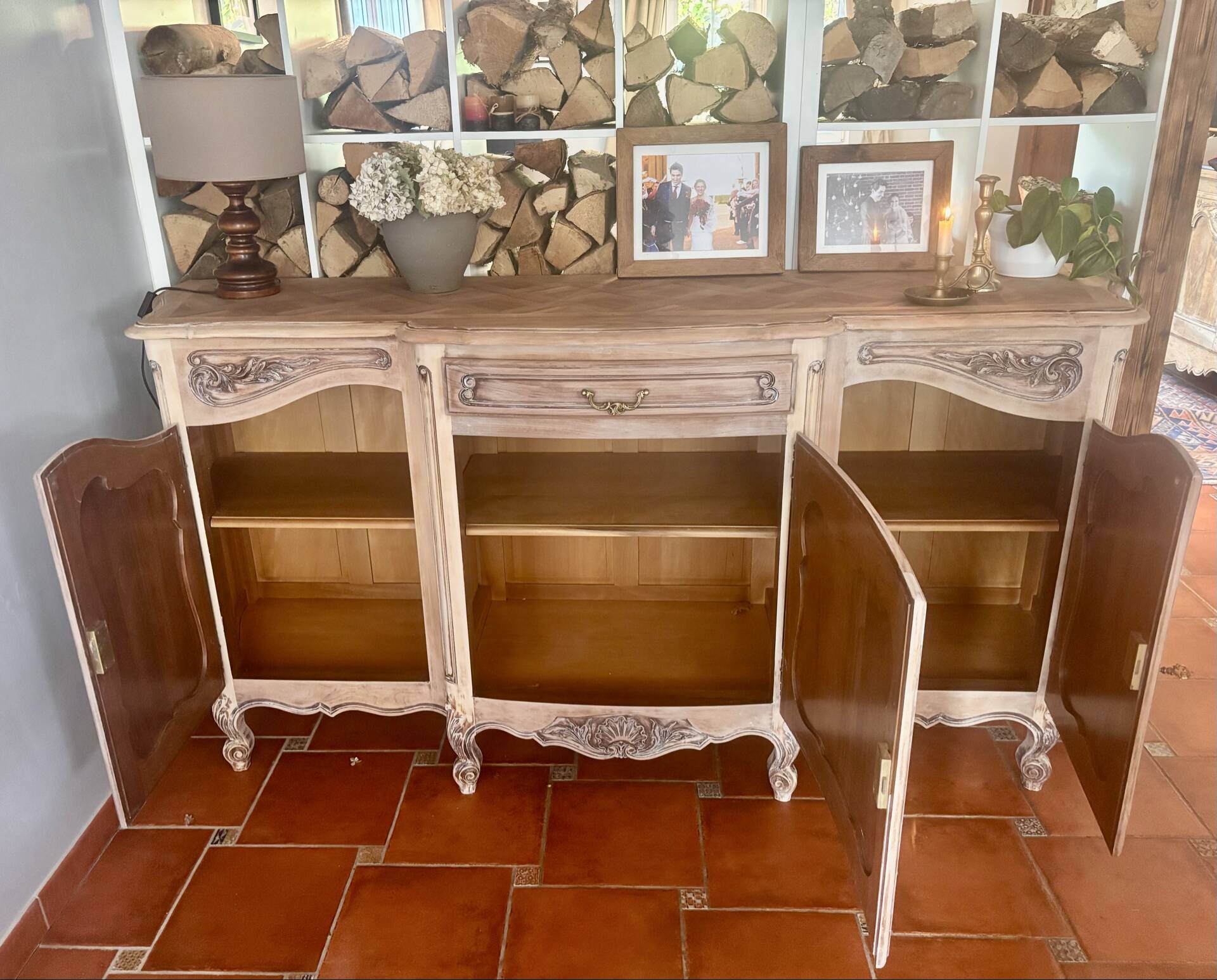 Antique grand buffet in solid oak – Louis XV style – Bleached wood –