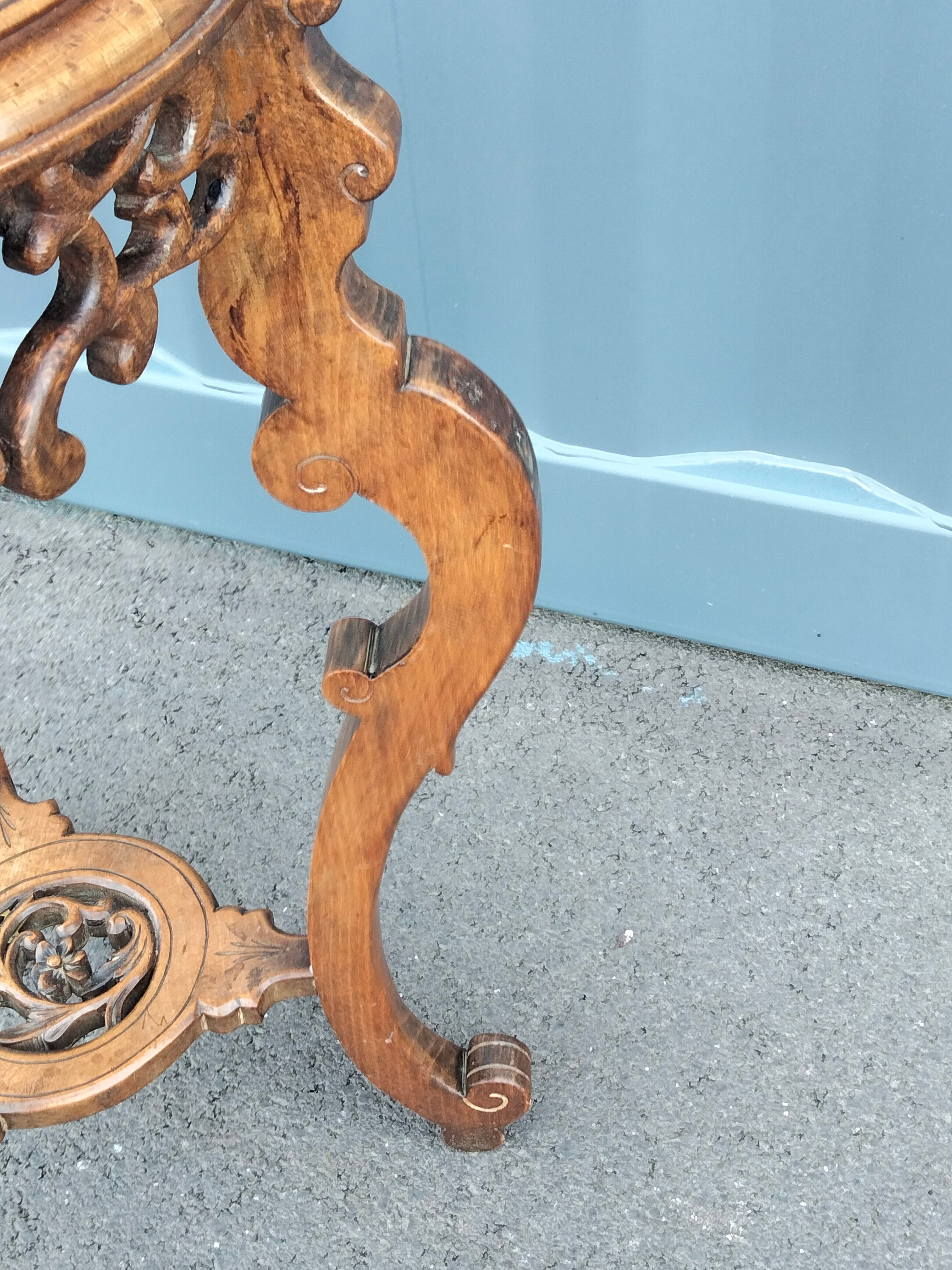 Pedestal table in old natural wood late nineteenth century
