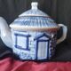 Thai teapot /hand painted porcelain Thailand
