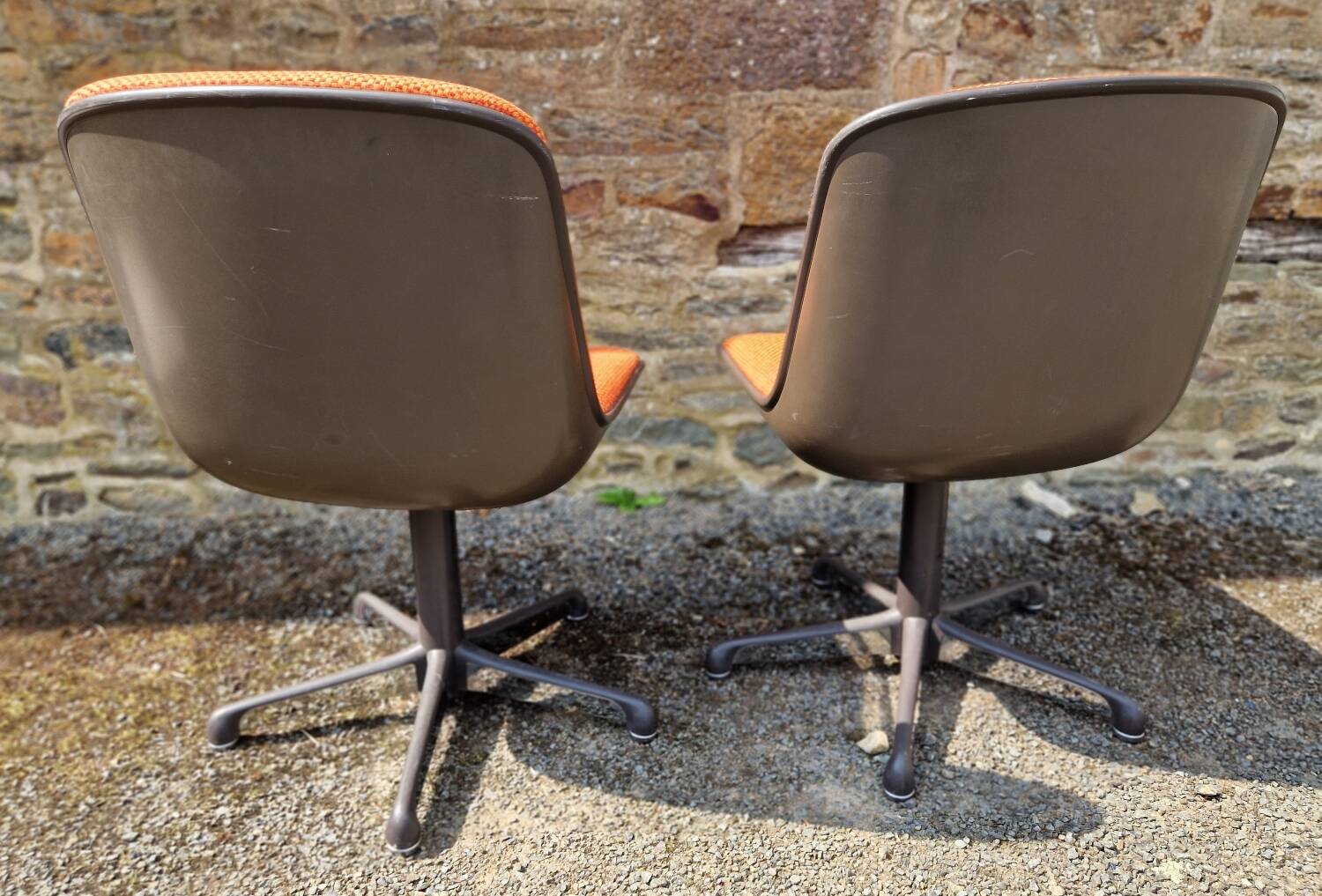 Duo of office chairs for Comforto