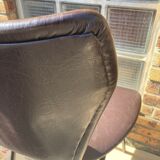 Paire de chaises en cuir