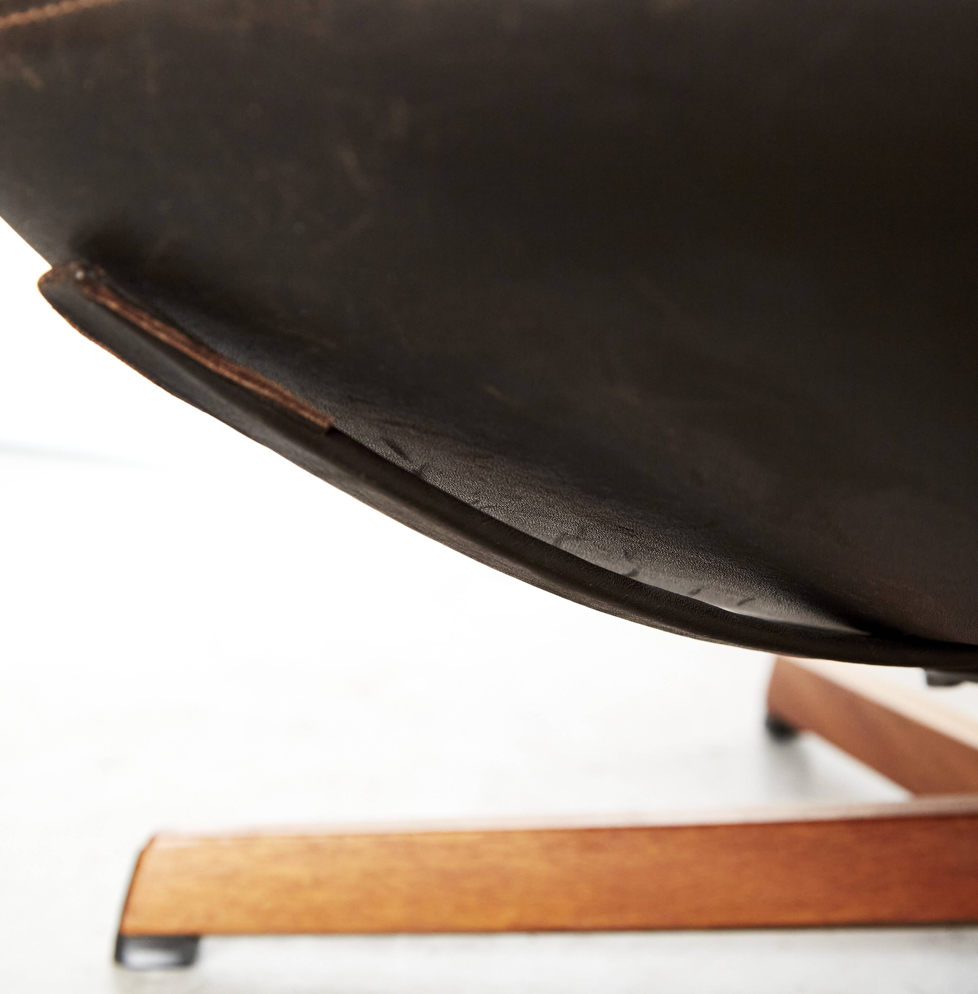 Madsen & Schübell swivel Lounge Chair MS-68