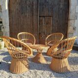 Rattan lounge