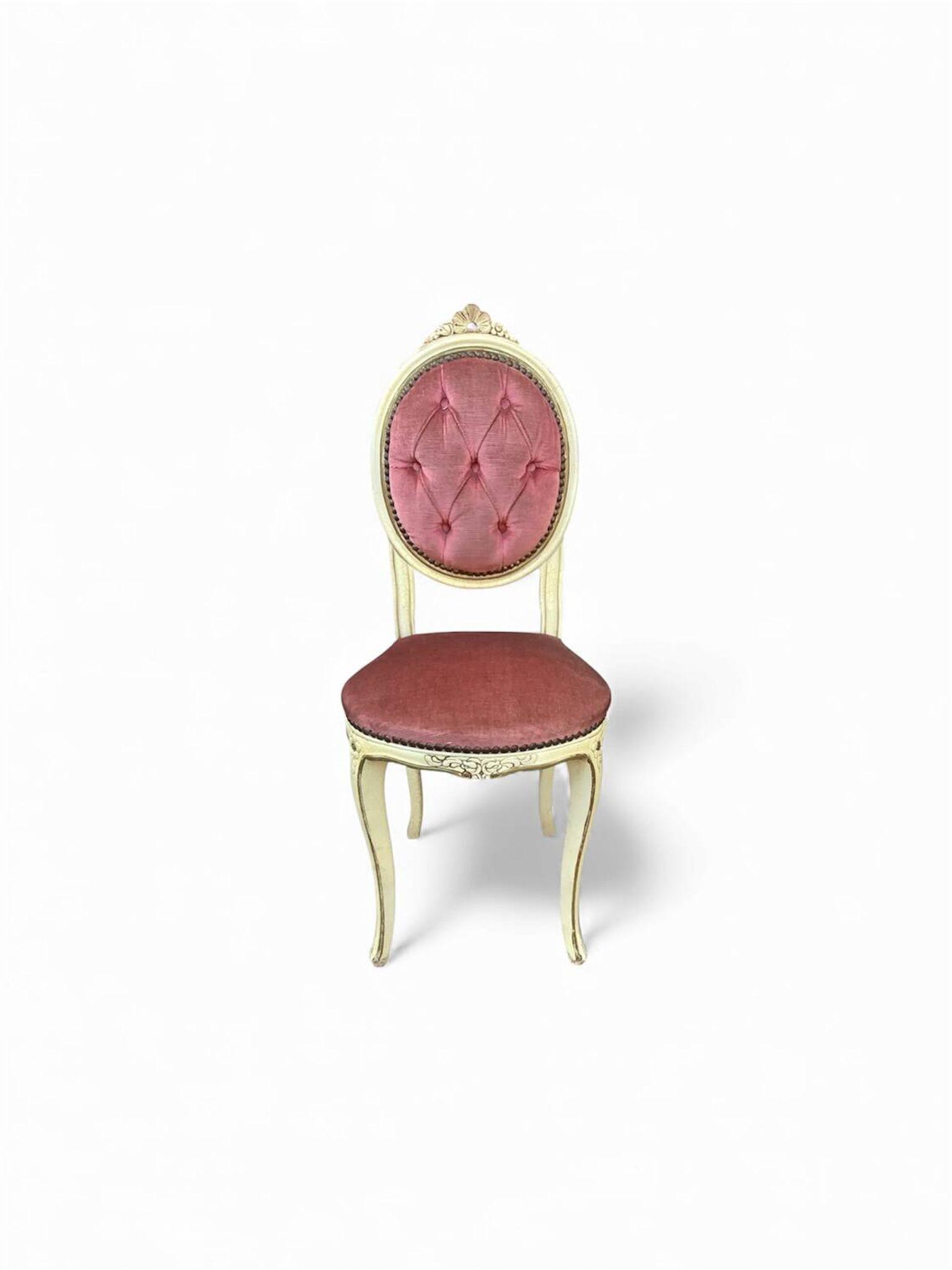 Vintage medallion chair – Patinated wood & powder pink velvet