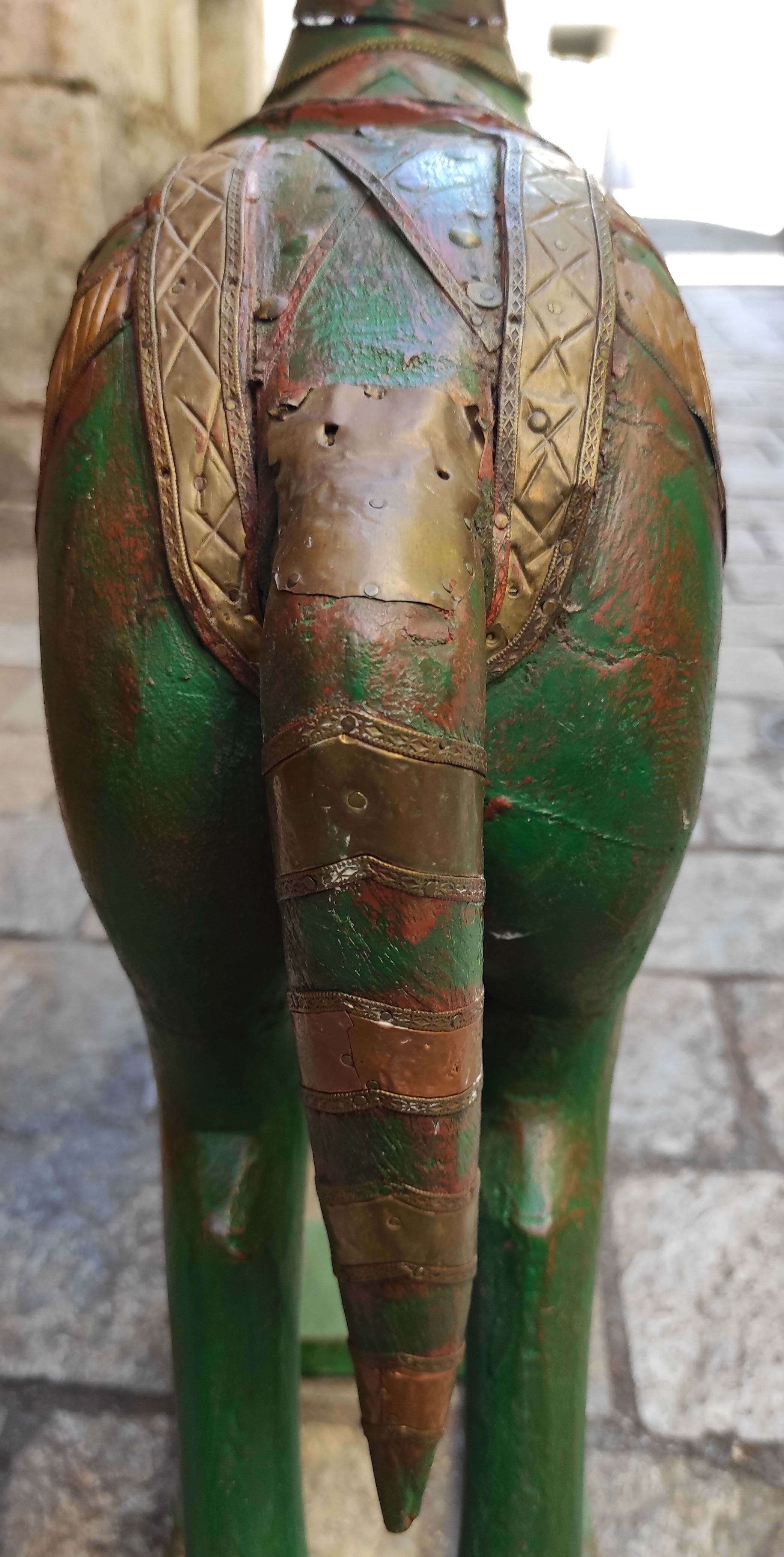 Cheval a bascule en bois indien