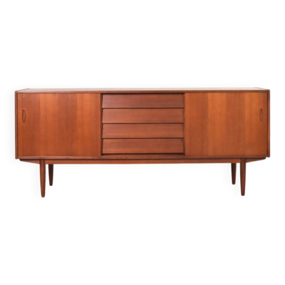Buffet scandinave en teck du milieu du siècle par Nils Jonsson pour P.S. Heggen