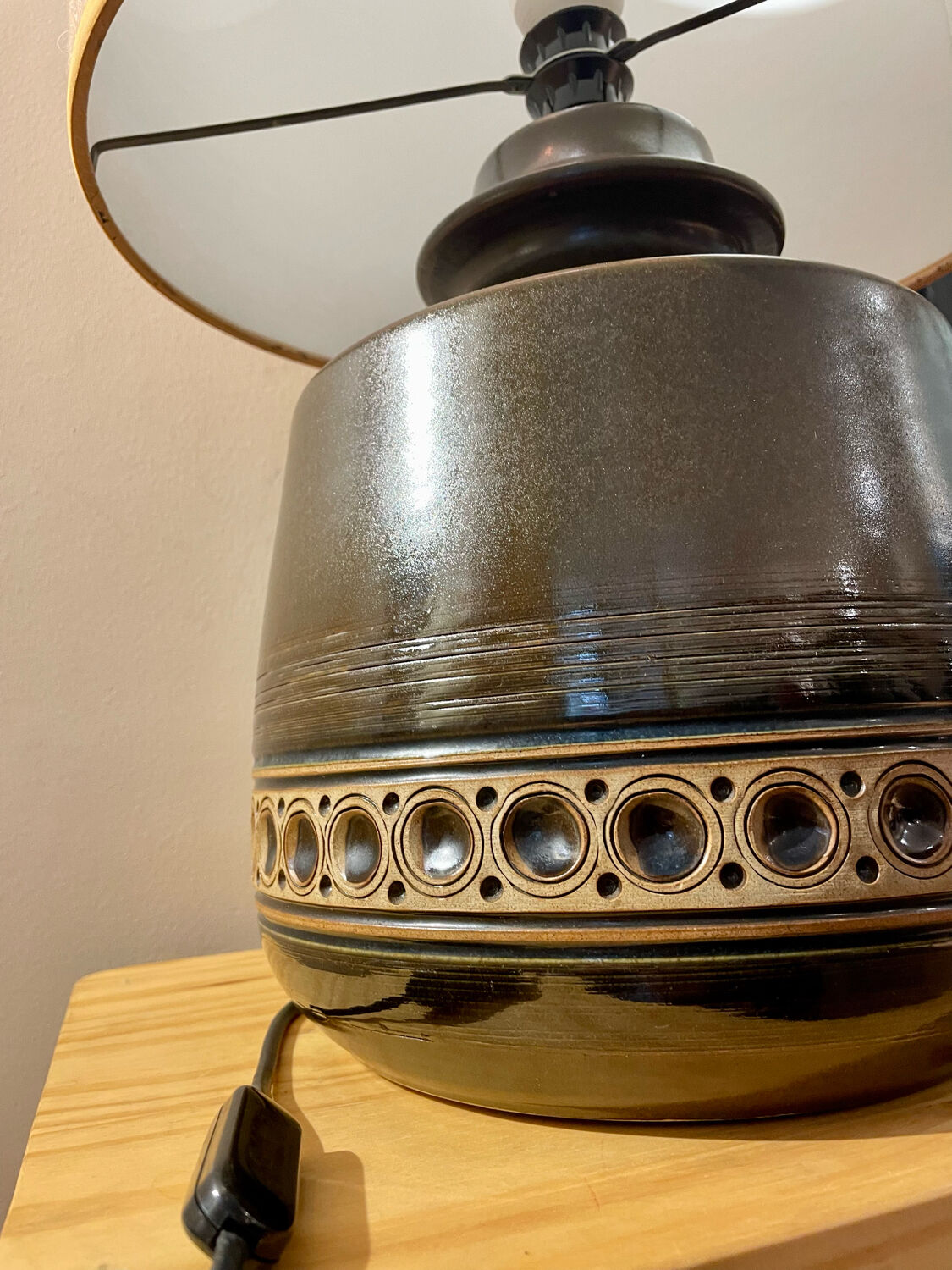 Ceramic English lamp