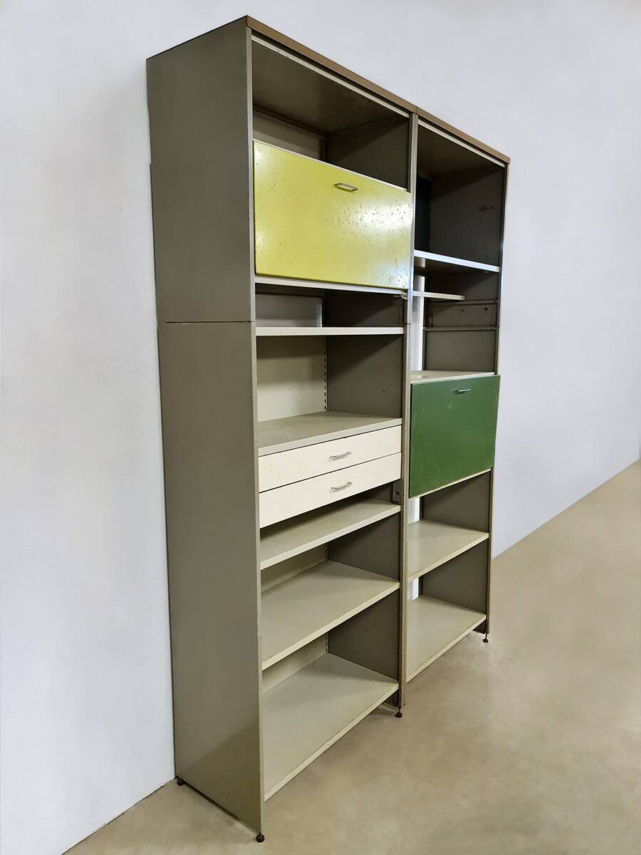 Vintage metal cabinet 5600 A.R. Cordemeijer Gispen 1960