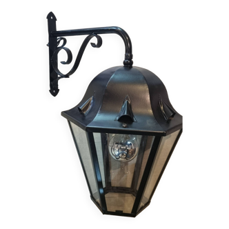 Lantern/gallows set