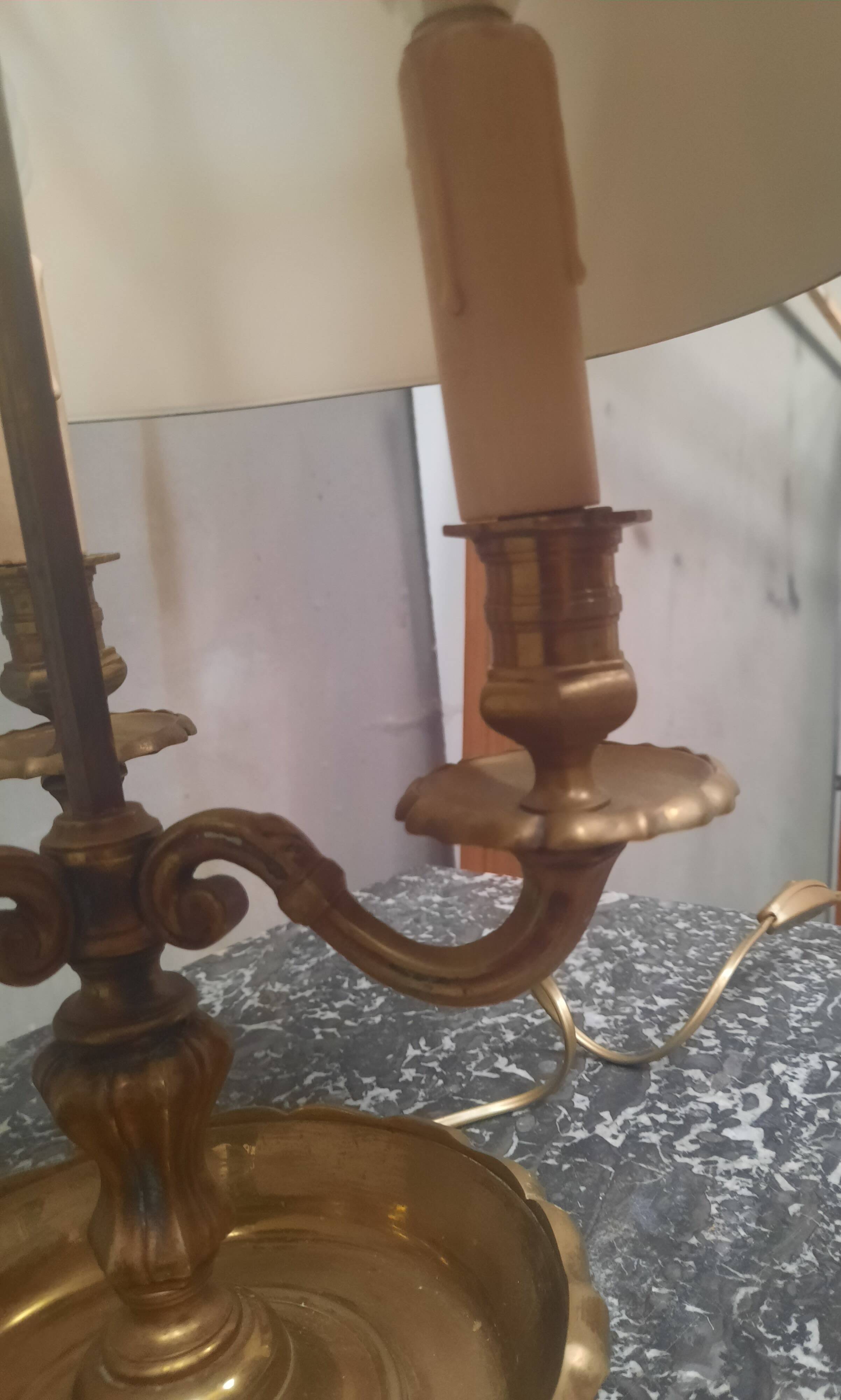 Lampe bouillotte de style Louis XV