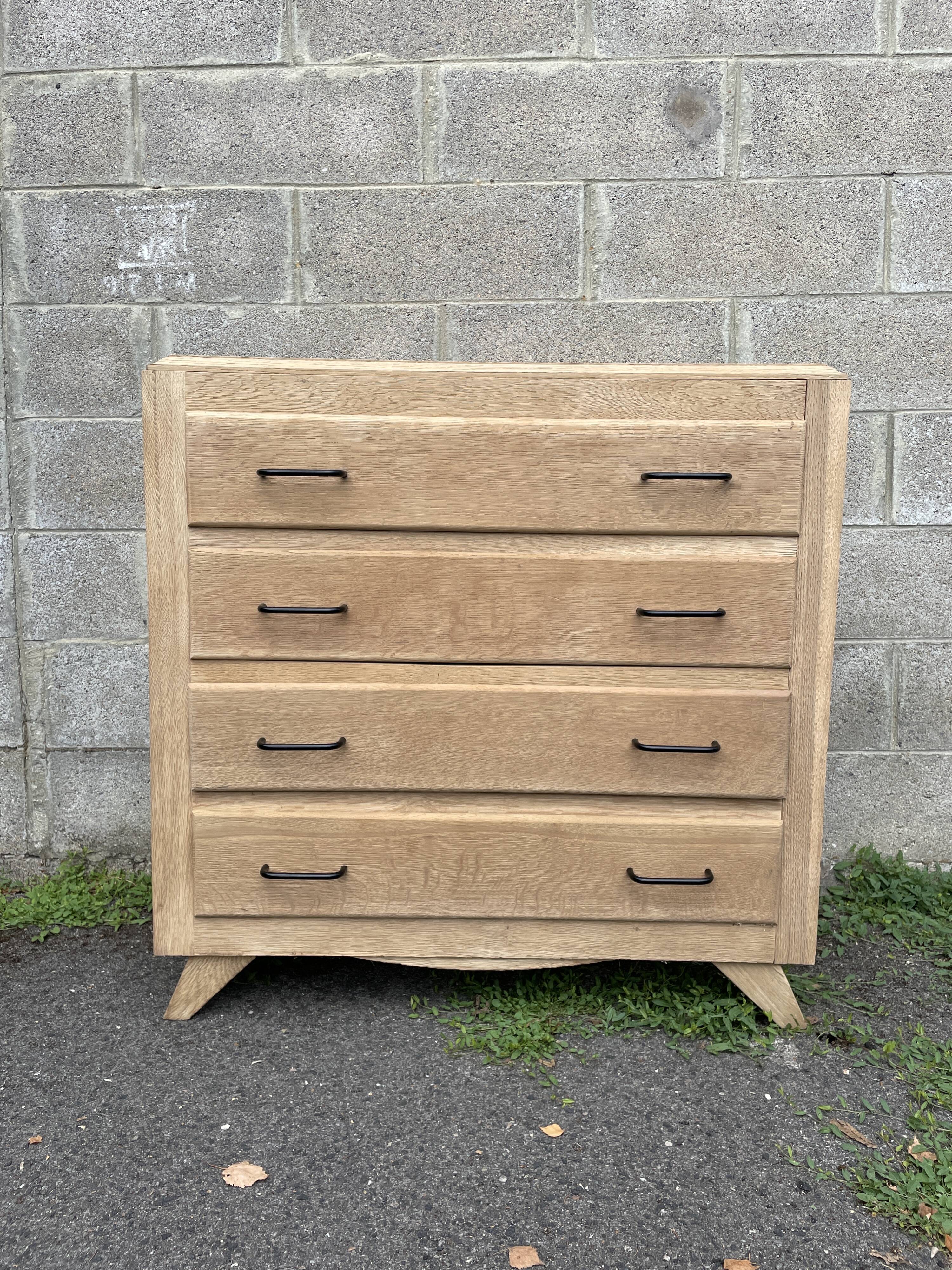 Old dresser restyled