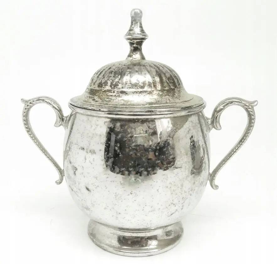 Sucrier, Art Nouveau Art Déco, laiton argenté, Suède, années 1920