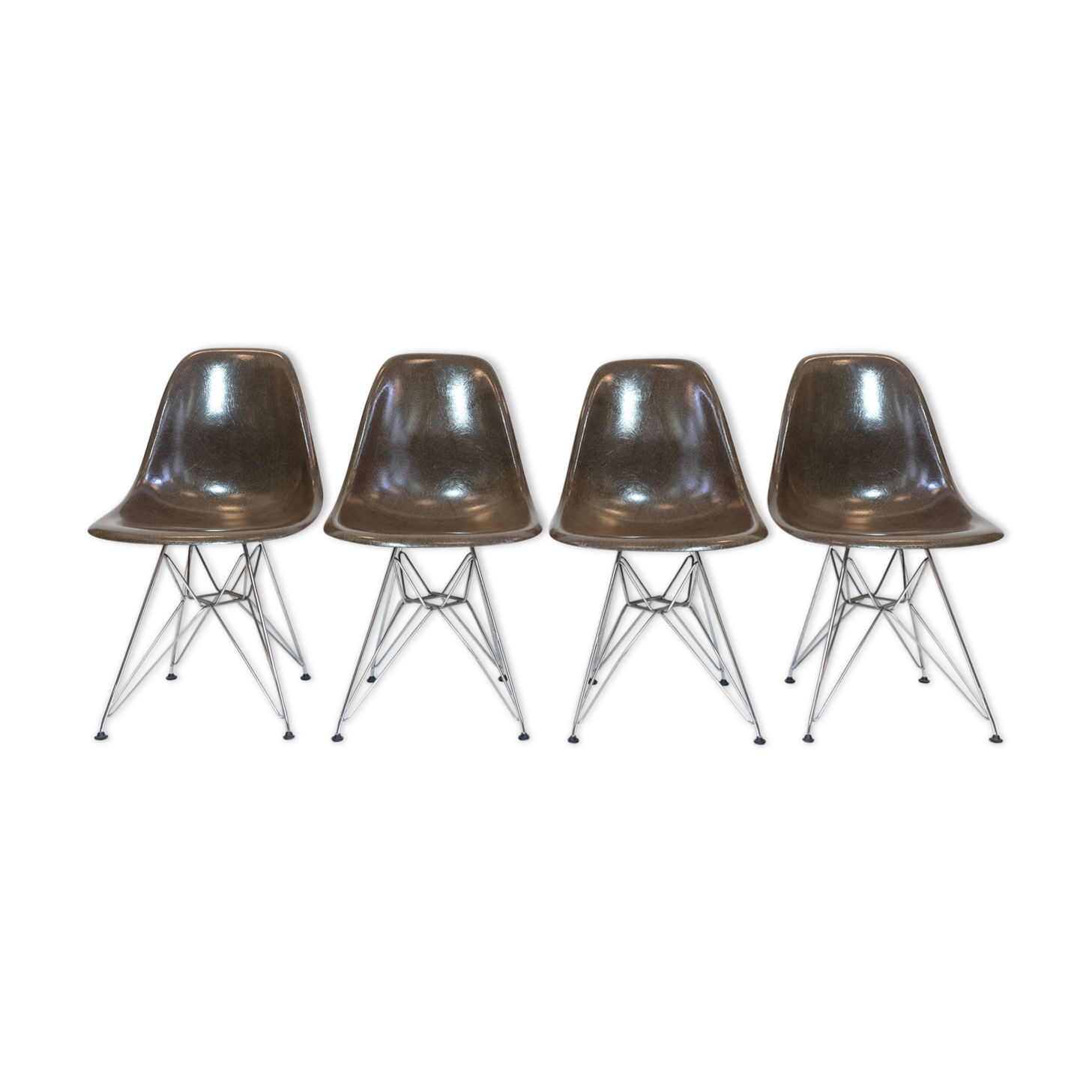 4 DSR chairs by Charles and Ray Eames, 1970/1980