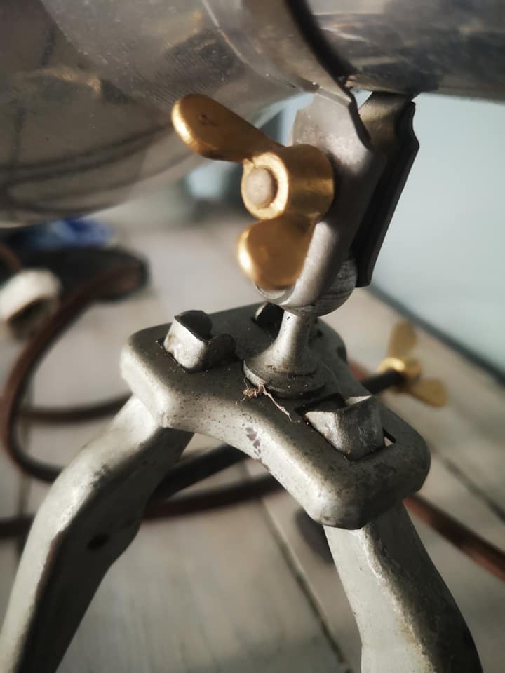 Industrial articulated work lamp