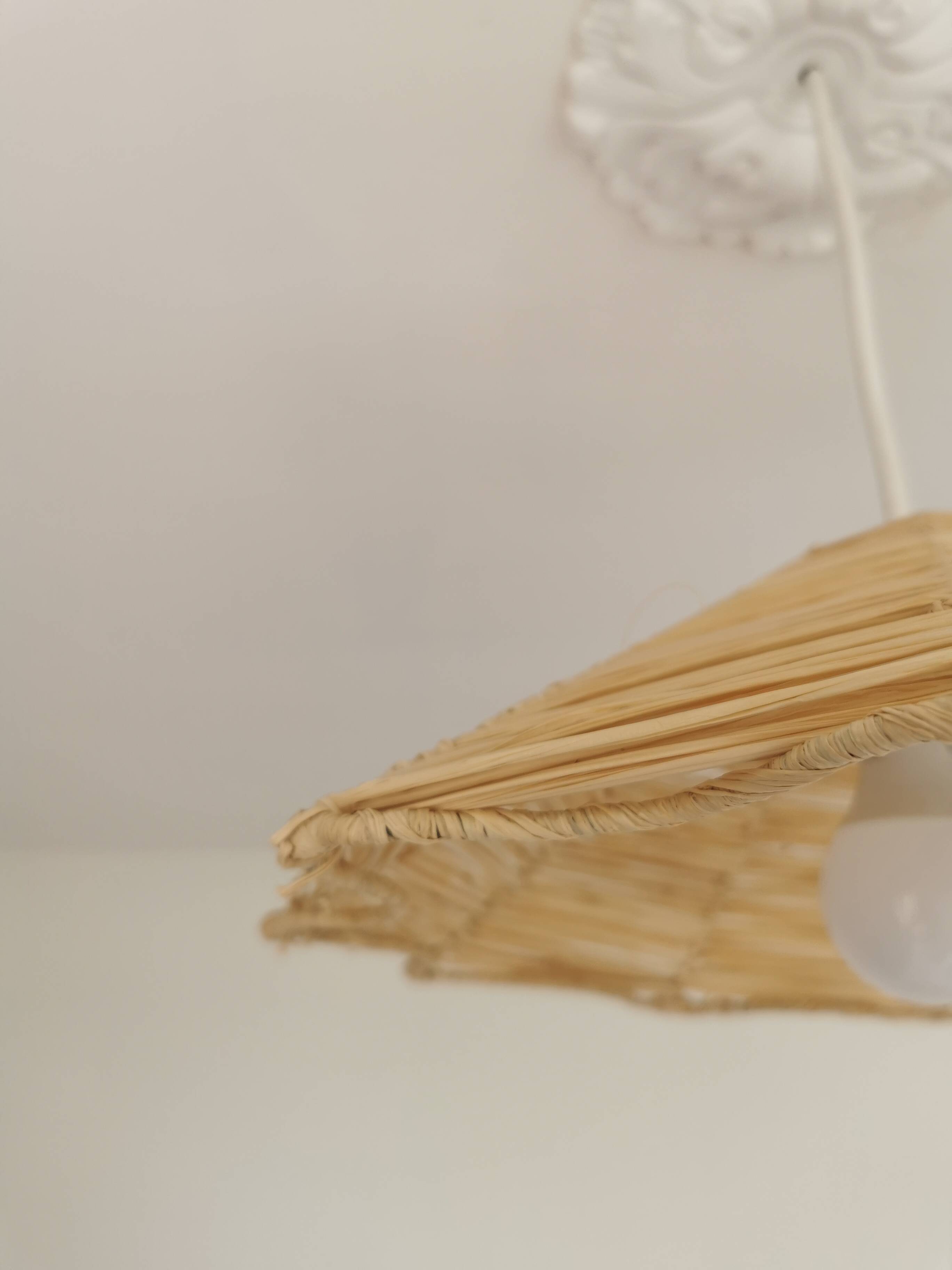 Suspension Gustave in Braided Raffia – 40×10 cm – Handmade Production Mar