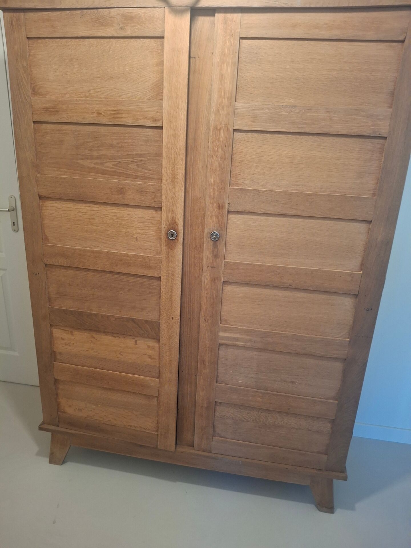 René Gabriel wardrobe