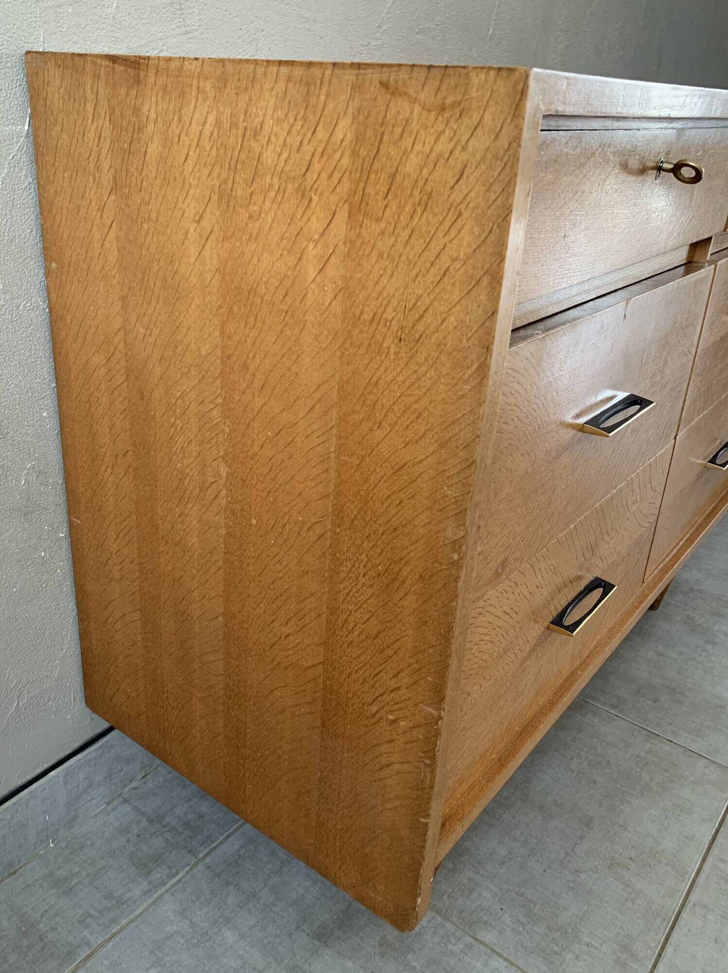 Large vintage 6-drawer chest of drawers from the 50s in oak.
