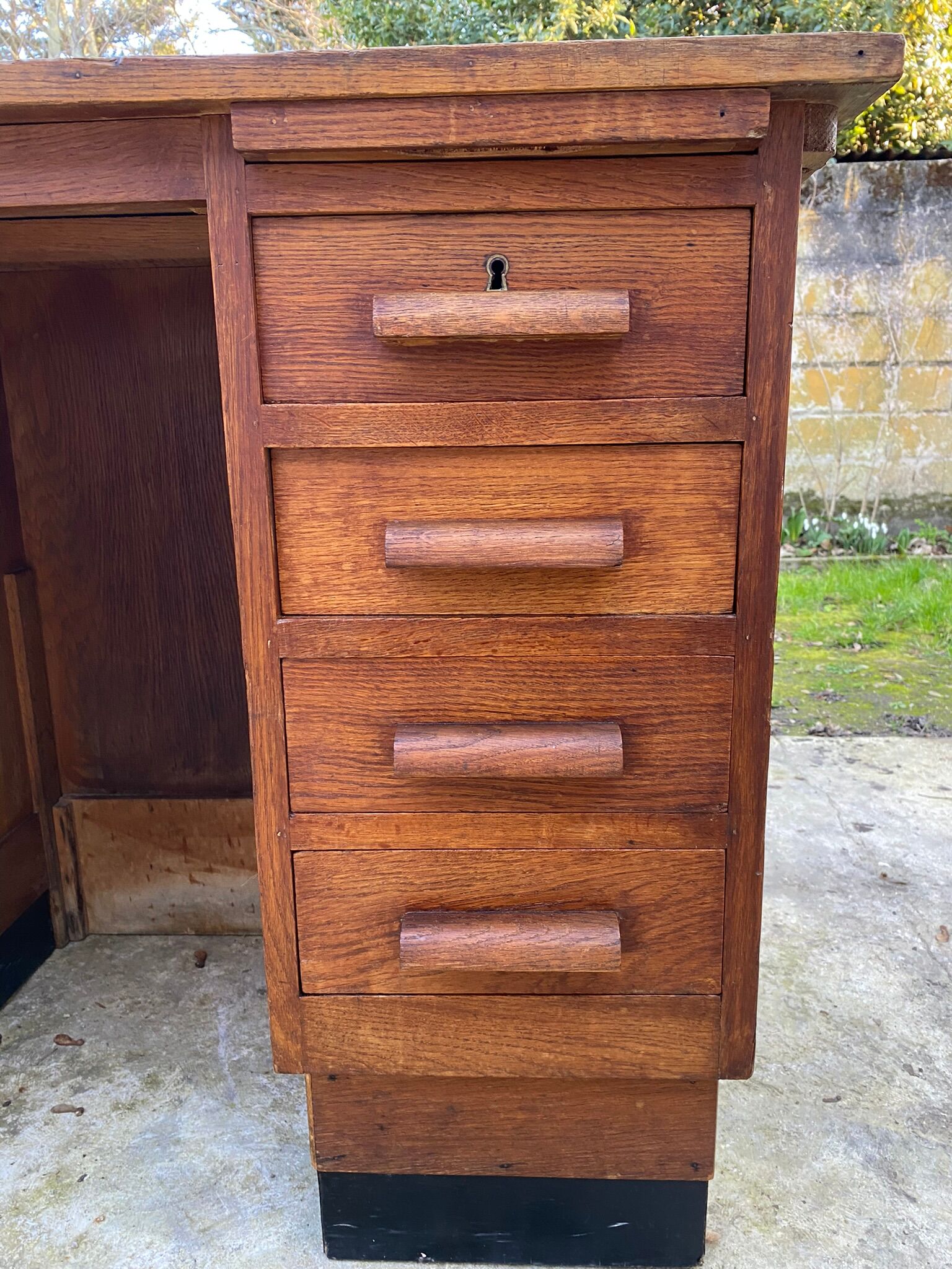 Vintage oak desk 4 drawers