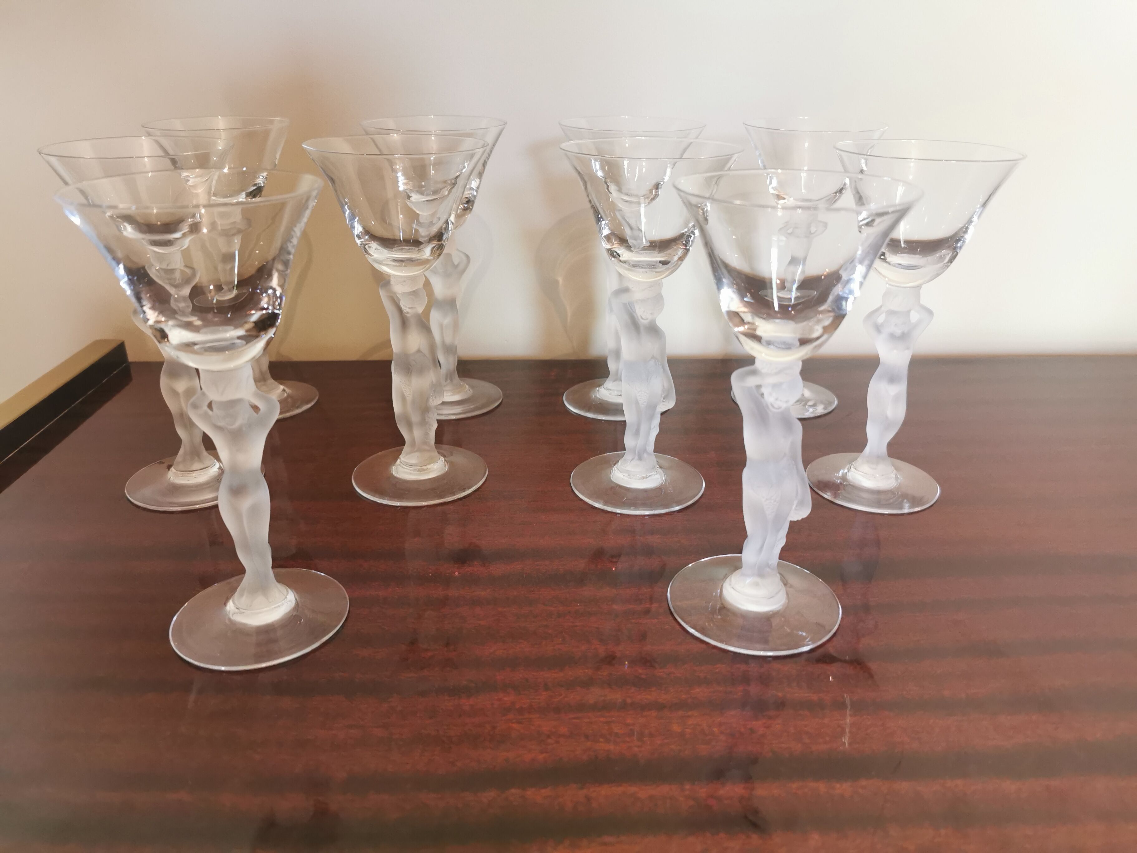 Série de 10 verres à vin Vénus et Bacchus, cristal de Bayel
