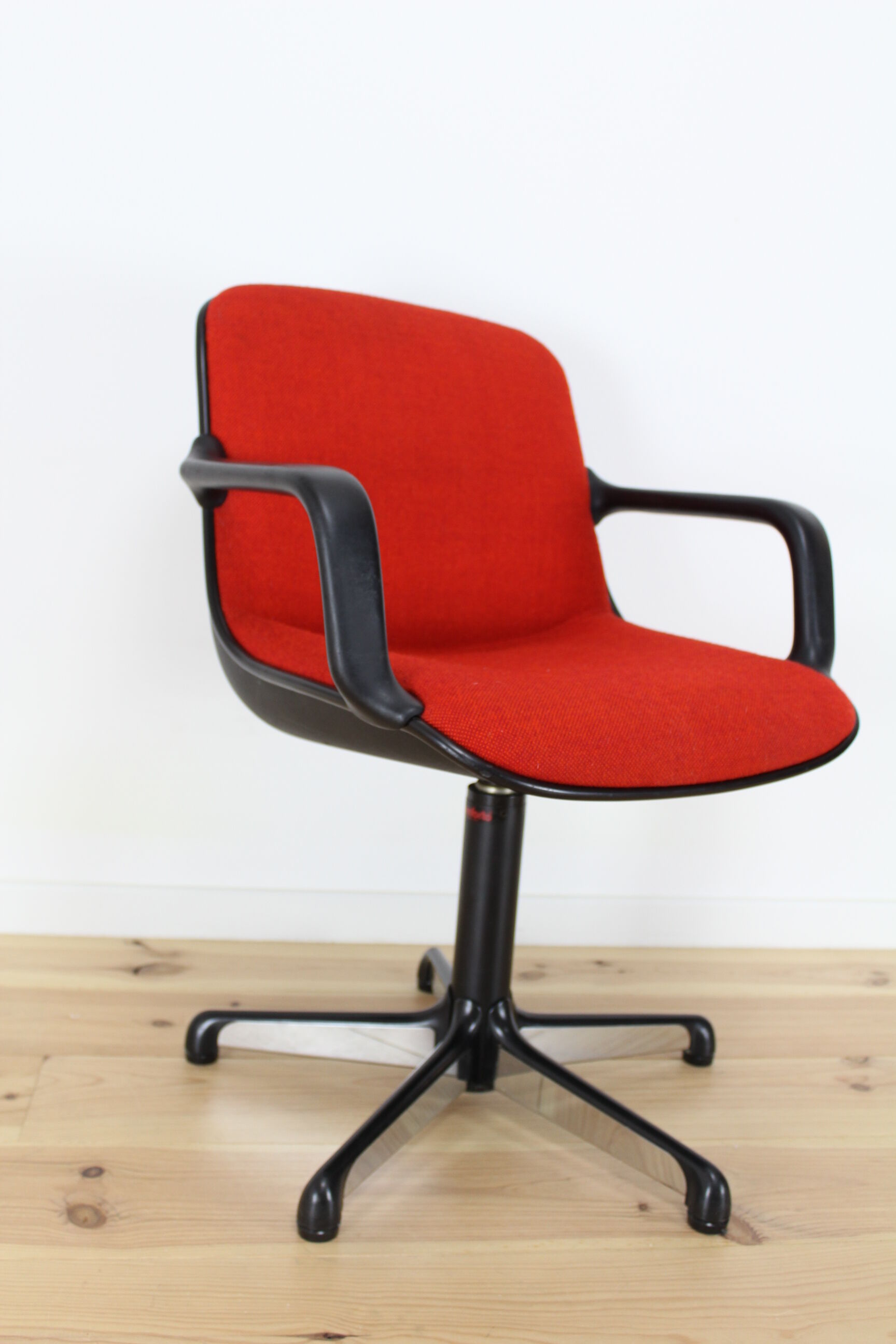 Comforto 70's Office Chair