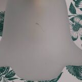 Suspension, glass lamp forming a tulip