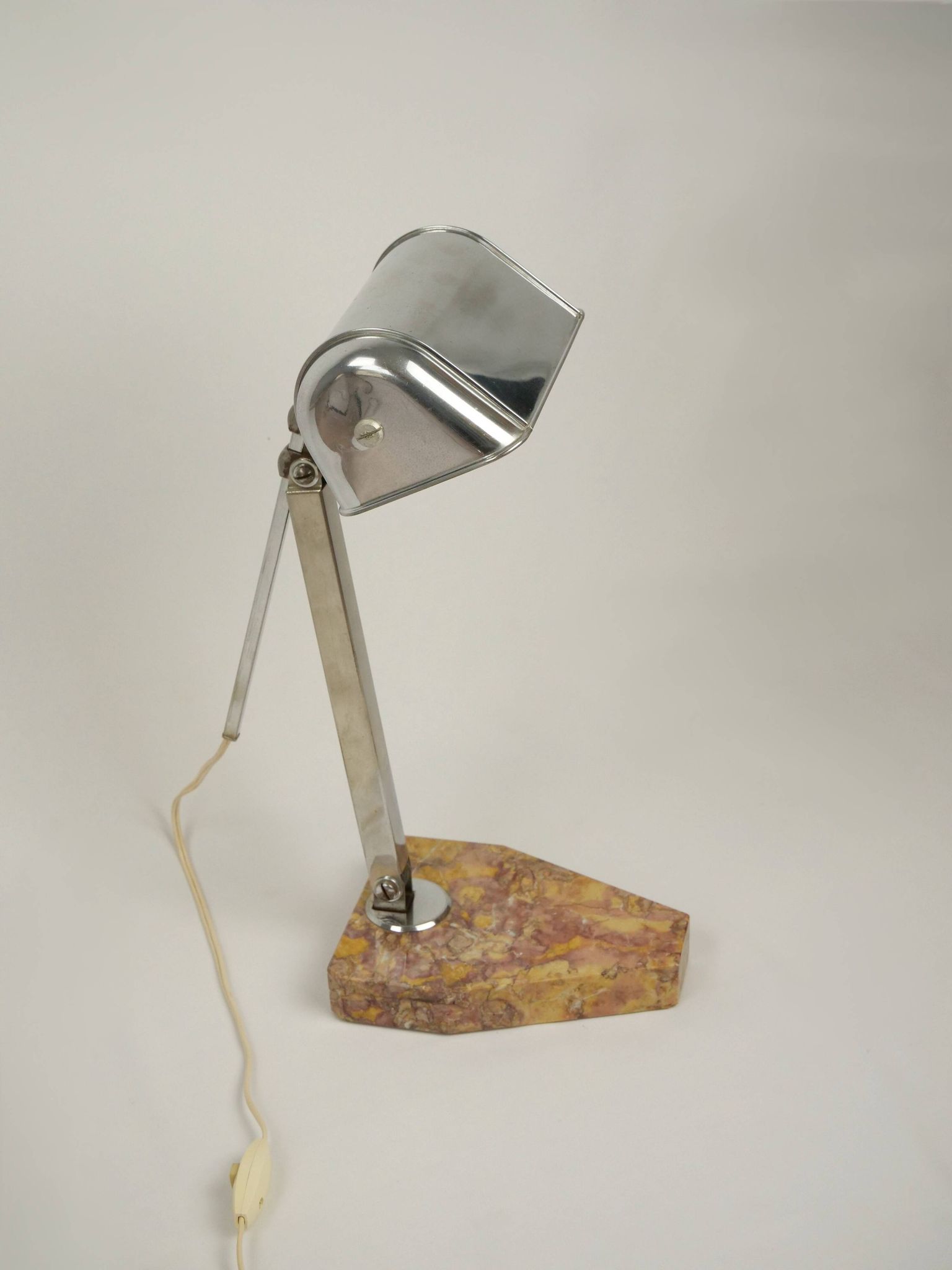 Lampe de marque "Artisanat Français", années 40