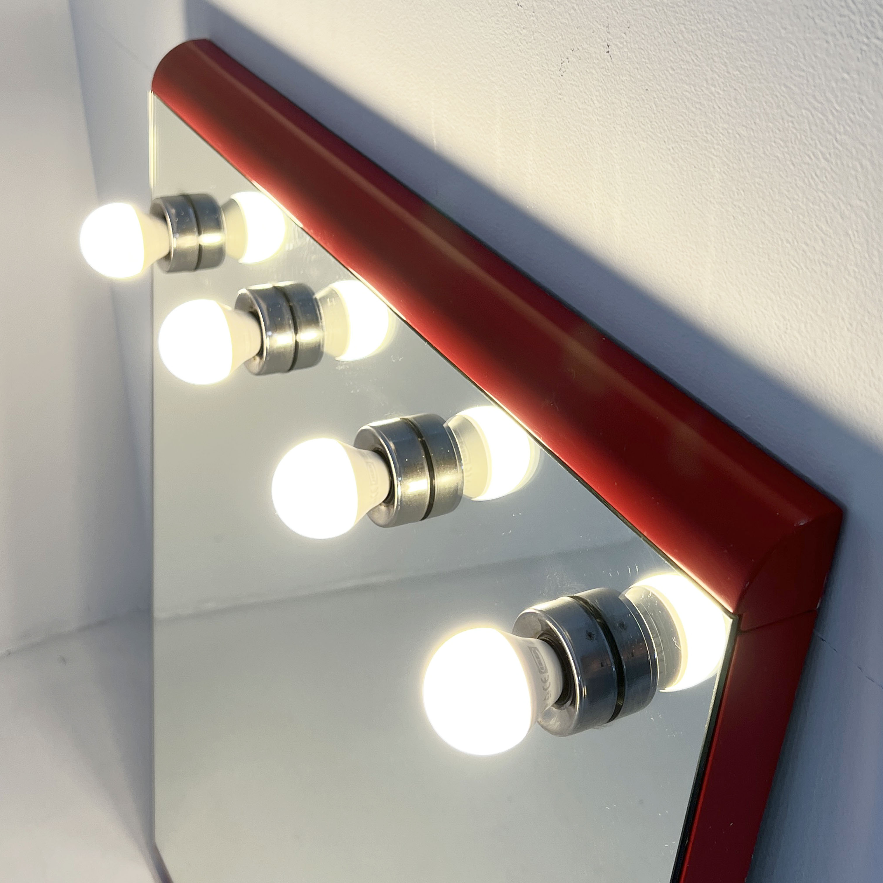 Mirror with integrated red bulbs by Makio Hasuike for Gedy, 1970
