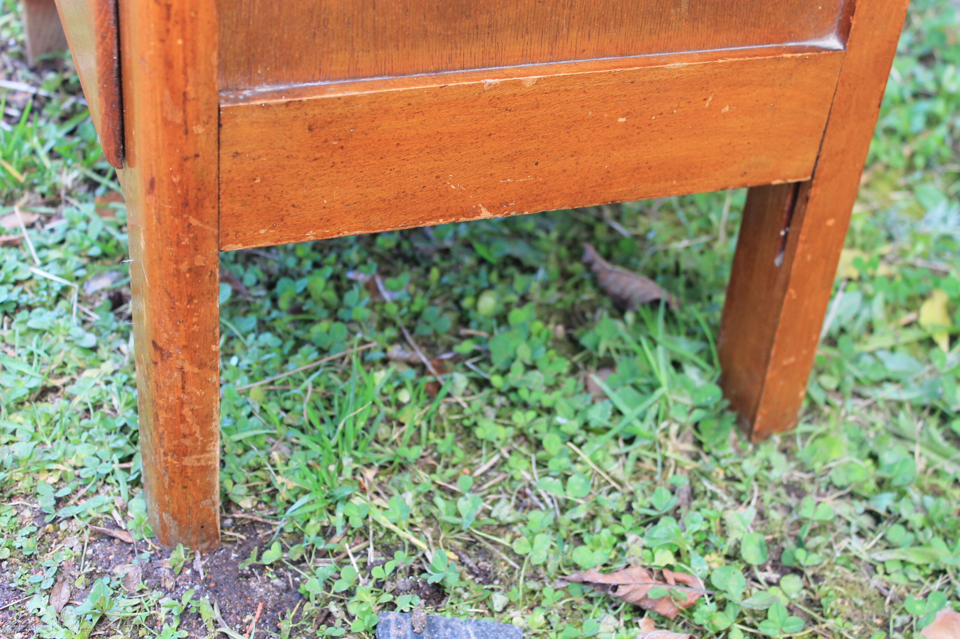 Furniture with drawer, rag